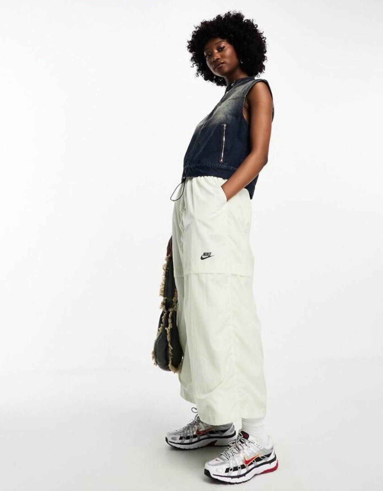 Nike Nike Sport Utility woven cargo maxi skirt SIZE XS BNWT Size 26" / US 2 / IT 38 - 3 Thumbnail