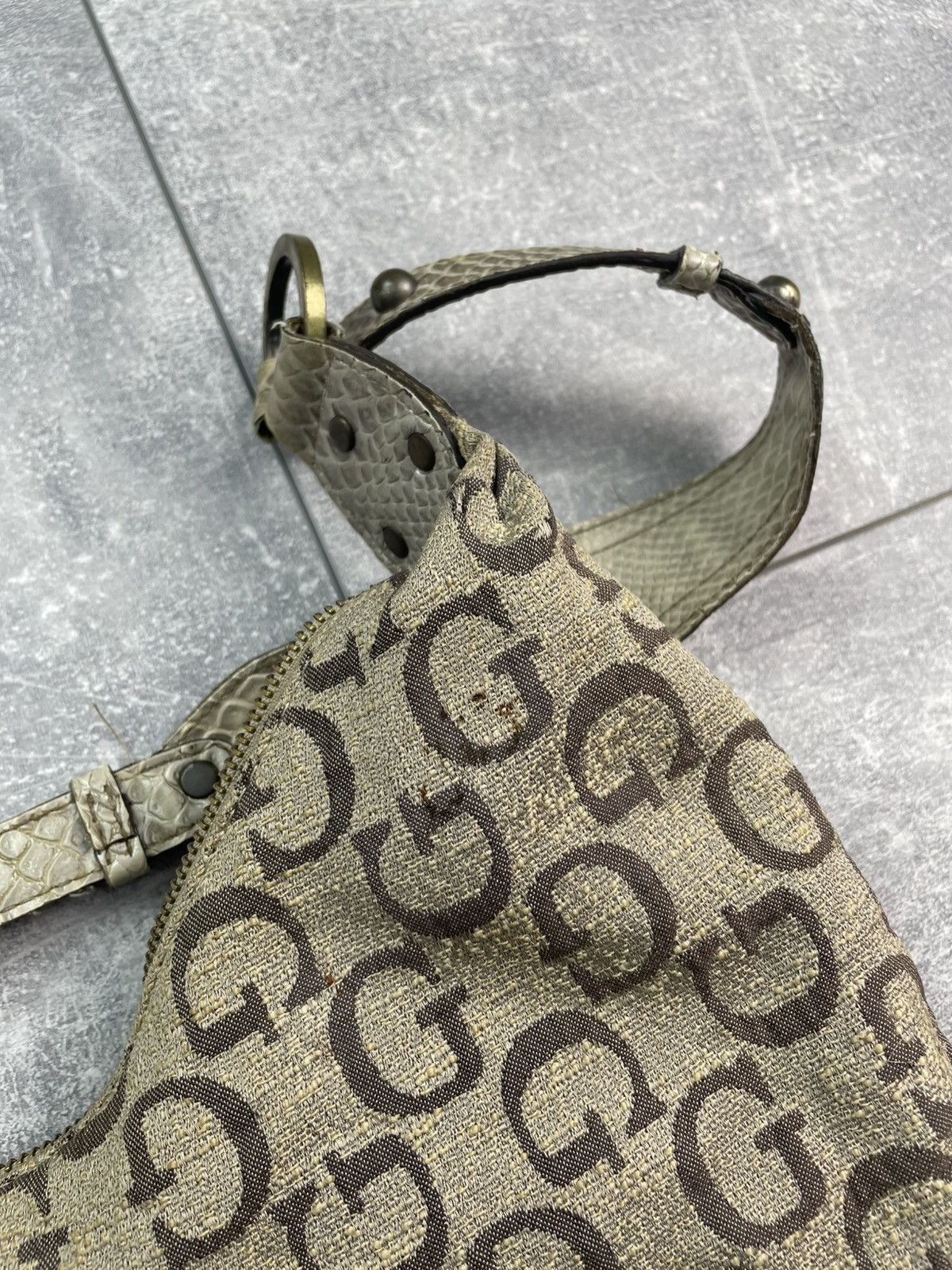 Guess Guess Monogram Vintage Shoulder Bag Size ONE SIZE - 11 Thumbnail