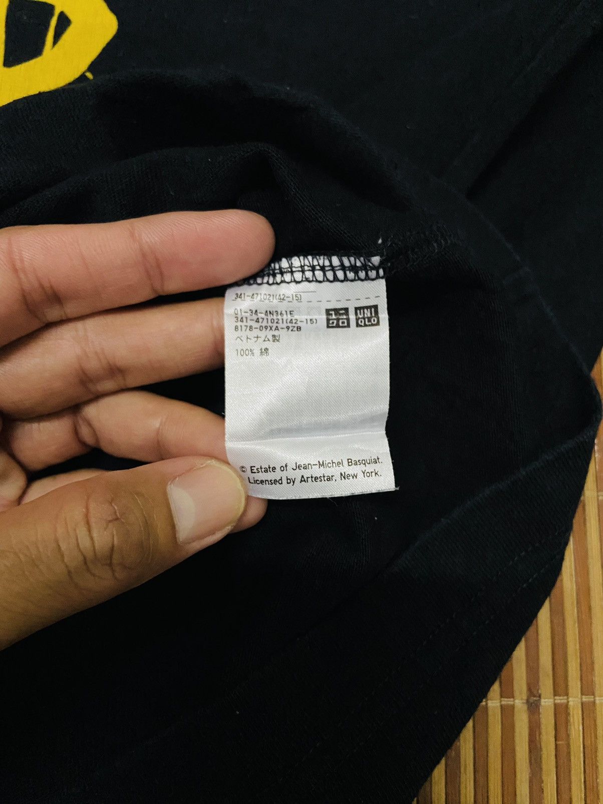 Jean-Michel Basquiat × Uniqlo JEAN MICHEL BASQUIAT x Uniqlo TEE Size US L / EU 52-54 / 3 - 14 Thumbnail