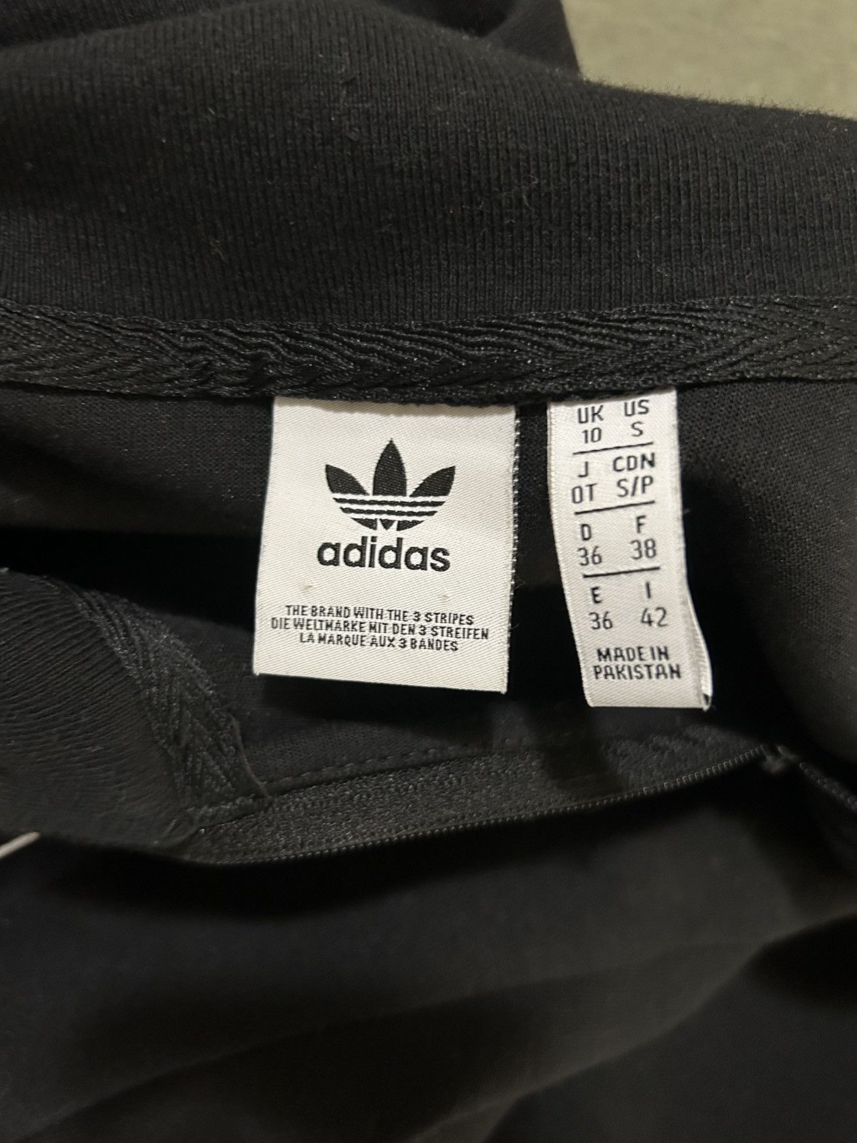Adidas 🗿 ADIDAS TURTLE NECK SWEATER 🚧 Size US S / EU 44-46 / 1 - 4 Thumbnail