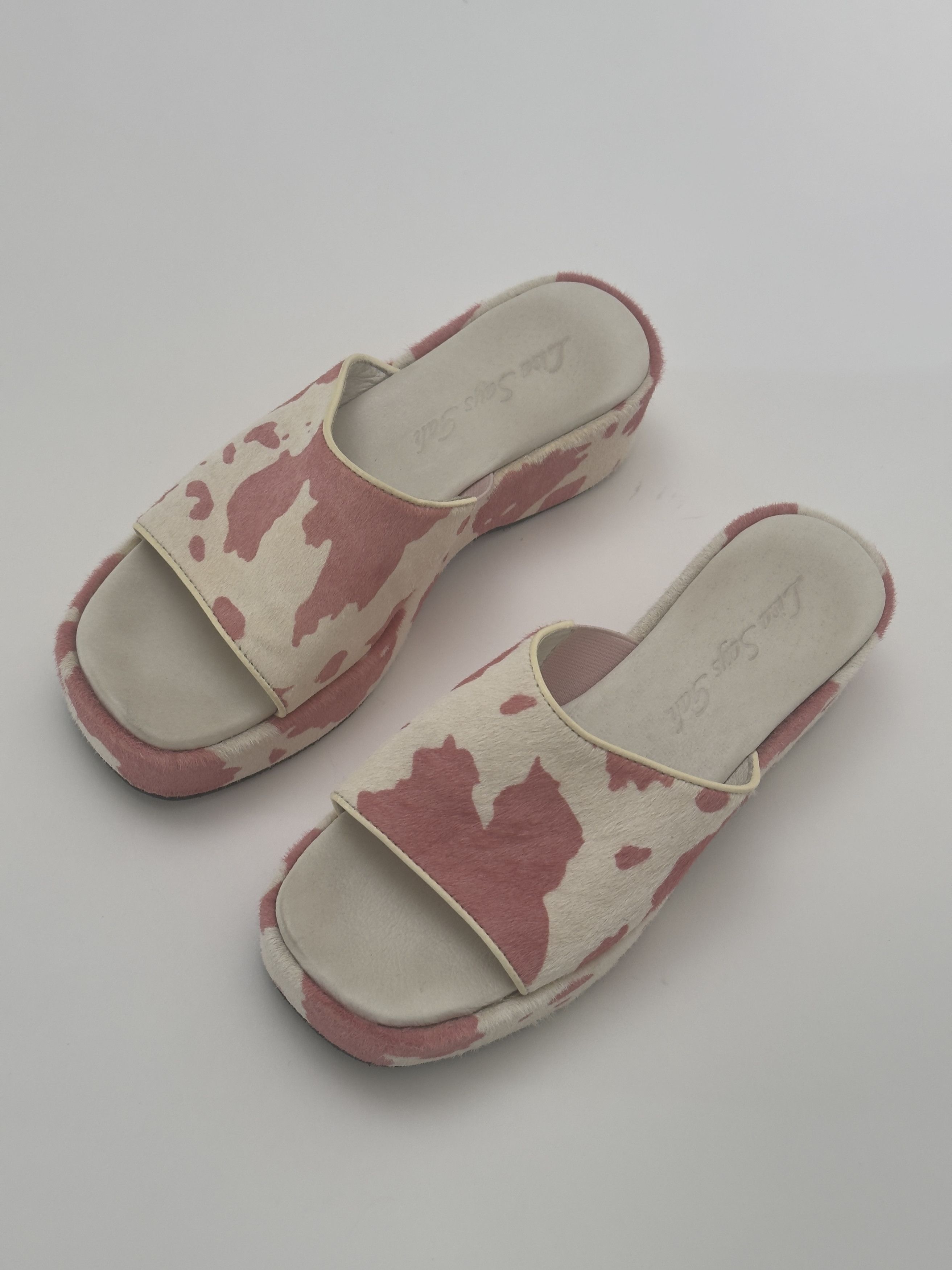 Lisa Says Gah Lisa Says Gah Dakota Slides - Pink Cow Print 7.5 Size US 7.5 / IT 37.5 - 4 Thumbnail