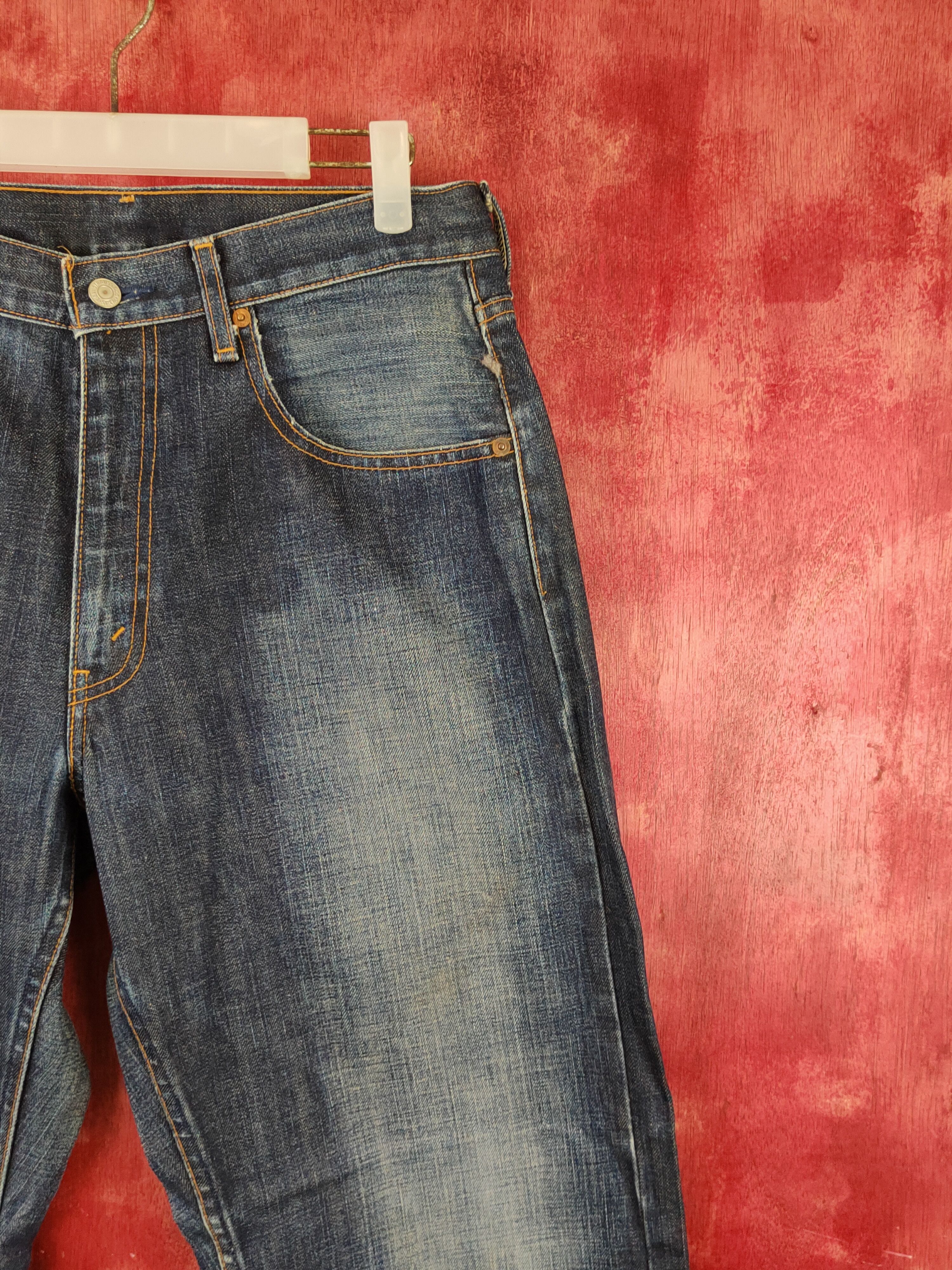 Levi's 569 Levi's vintage Dark Blue Distressed Ripped Jeans #S1828 Size US 31 - 5 Thumbnail