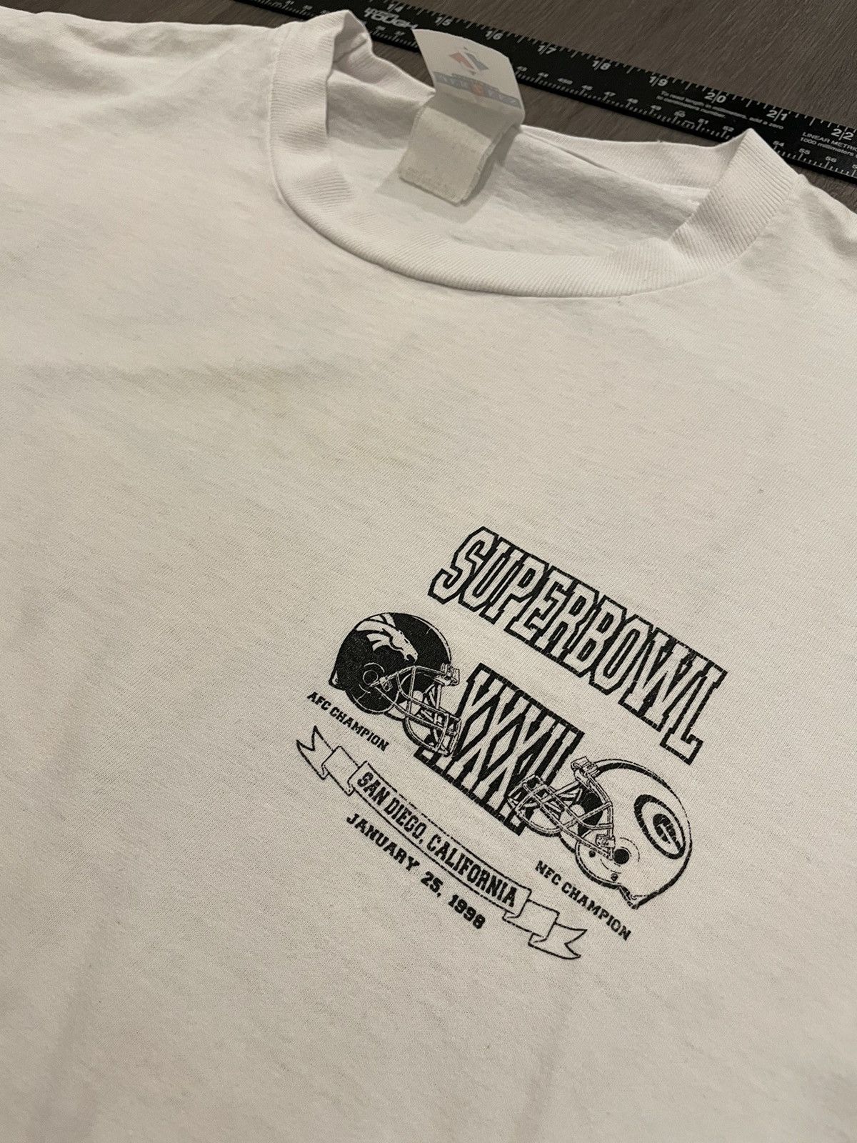 NFL × Vintage Vintage USA 1988 “Super Bowl XXXII” T-shirt (Sz. L) Size US L / EU 52-54 / 3 - 4 Thumbnail