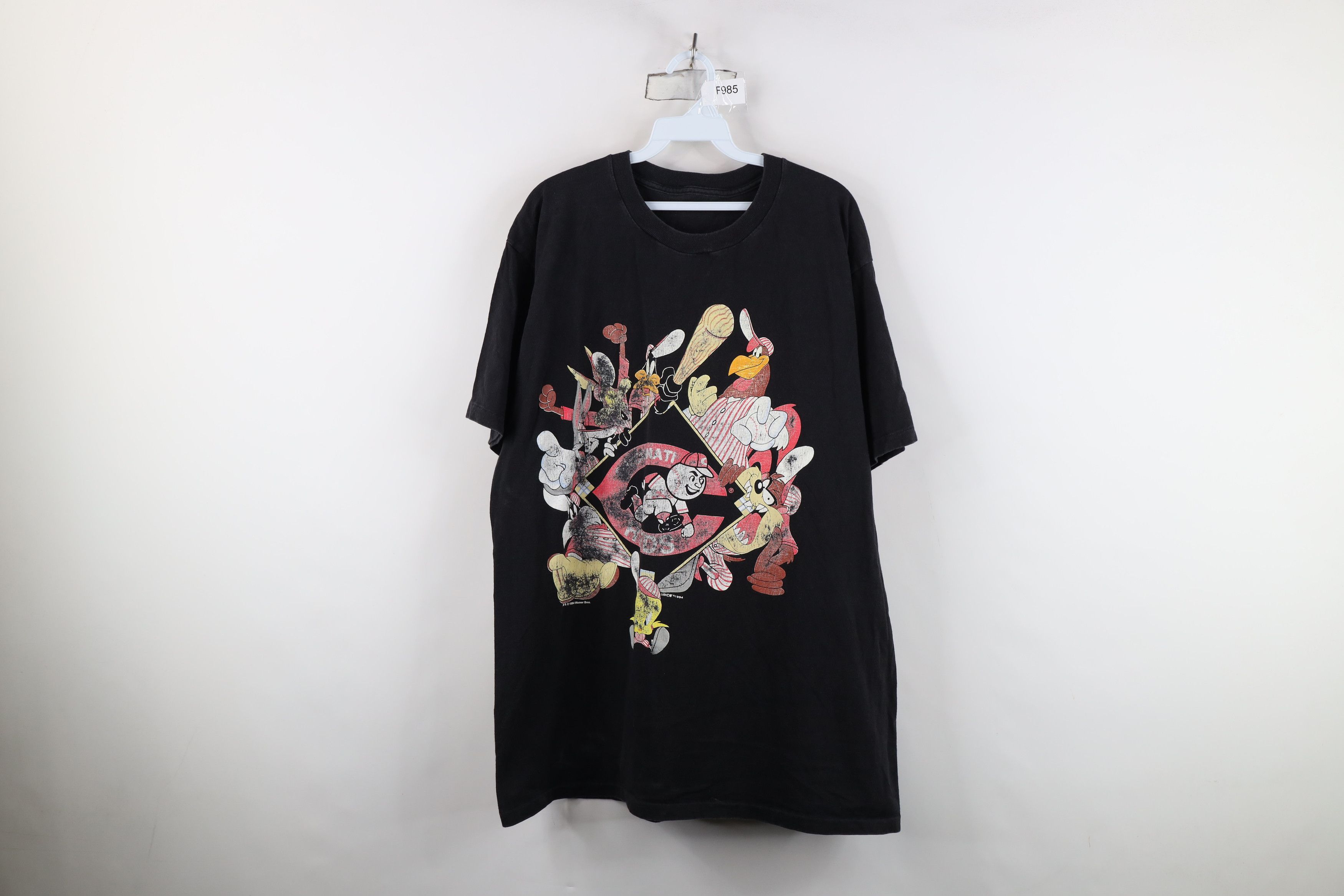 Vintage Vintage 90s Looney Tunes Reds Baseball T-Shirt USA Size US XL / EU 56 / 4 - 1 Thumbnail