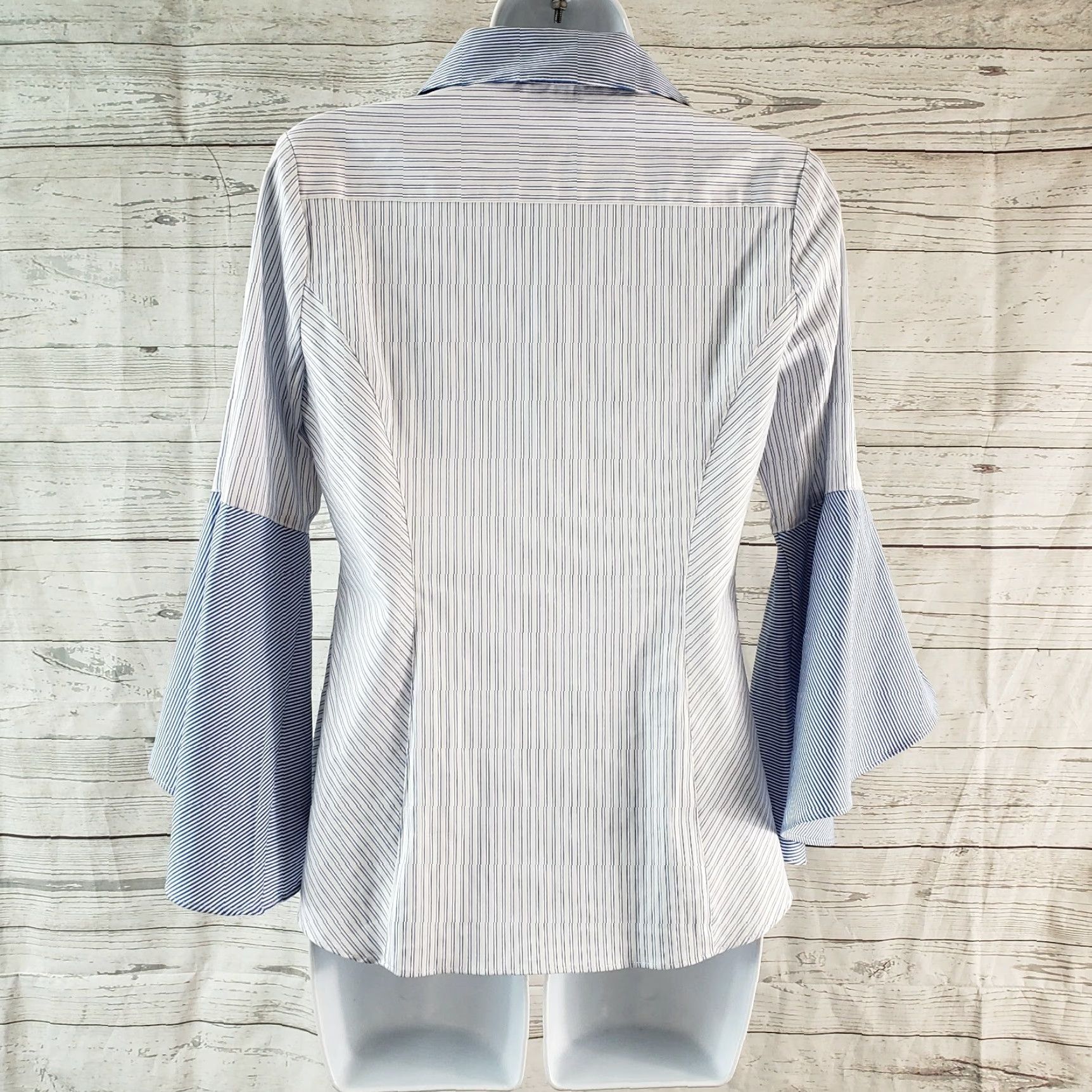 White House Black Market White House Black Market Womens Button Front Shirt Sz 4P Blue Stripe Bell Sleeve Shirt Womens 4P XS? Size S / US 4 / IT 40 - 4 Thumbnail