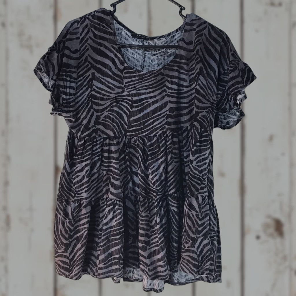 Vintage Final Touch Women's Animal Print Blouse S USA Loose Fit Short Sleeve Ribbed Knit Casual Size S / US 4 / IT 40 - 1 Thumbnail