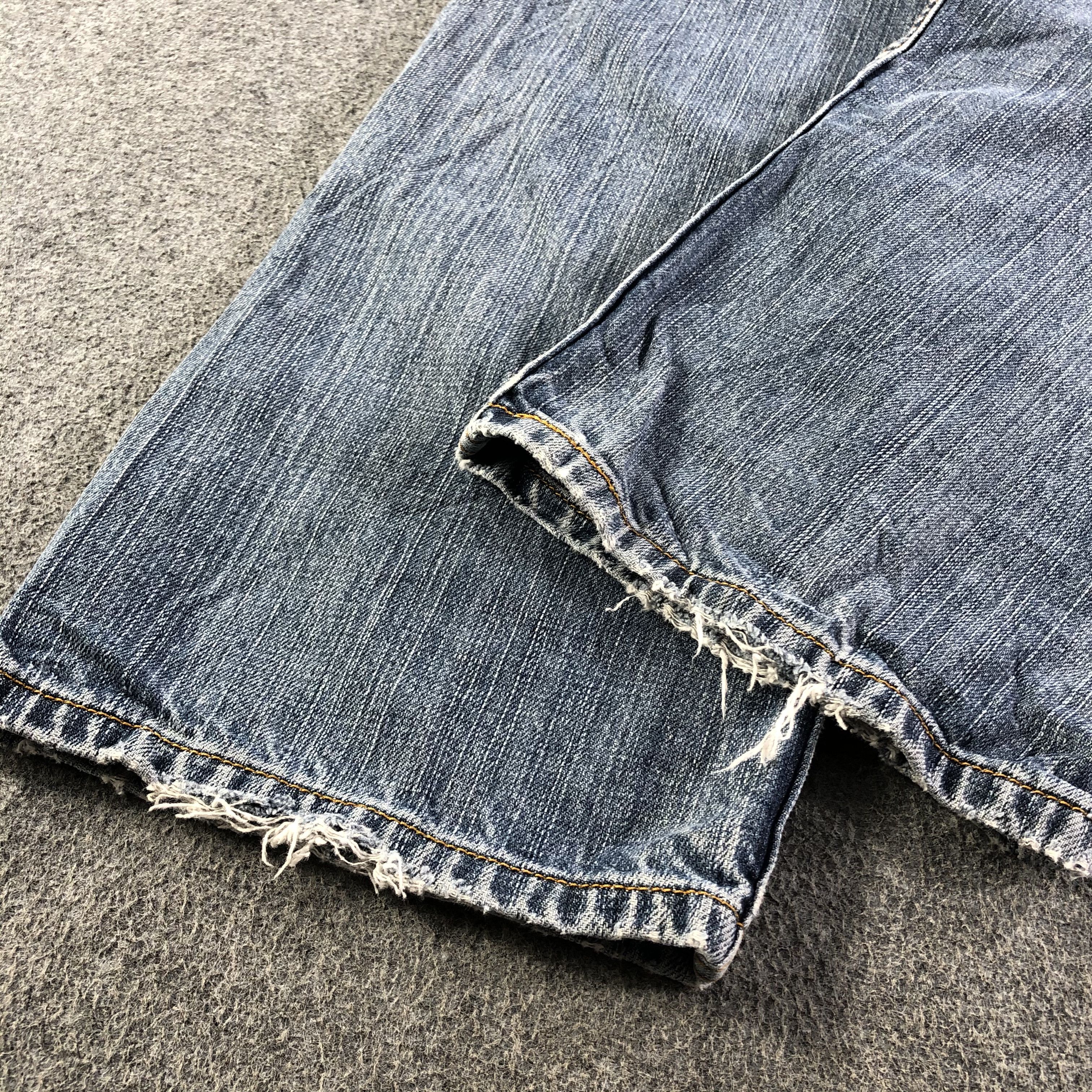 Levi's Vintage Levis 505 Jeans-J3339 Size US 35 - 6 Thumbnail