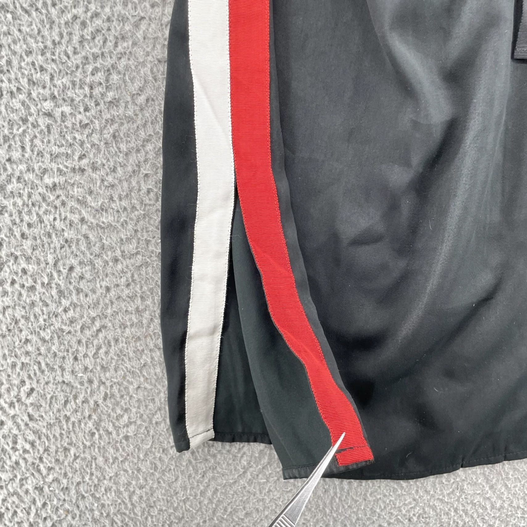 Vintage WHO WHAT WEAR Skirt Womens XS Black Red Sporty Athleisure Maximalist Streetwear Midi Slit Elastic Waist 90s Casual Womens Size 26" / US 2 / IT 38 - 4 Thumbnail