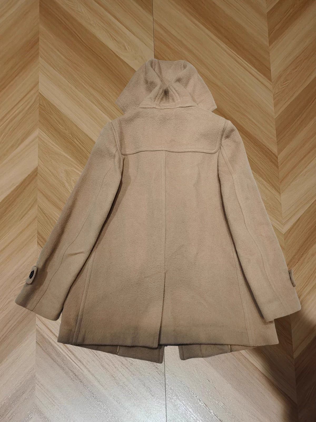 Burberry 9/10 Burberry Wool Coat UK6 Authentic Size M / US 6-8 / IT 42-44 - 2 Thumbnail