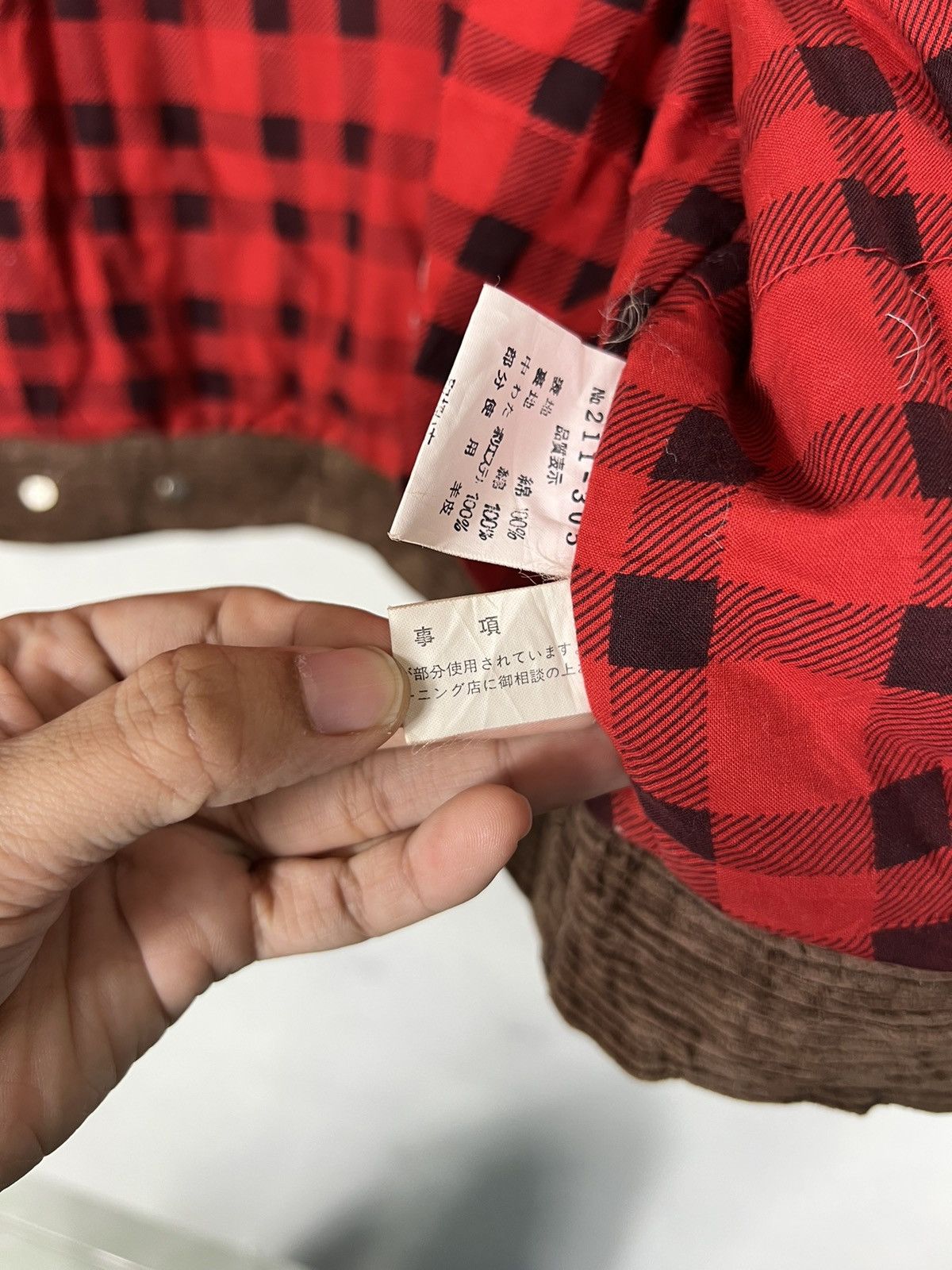 Japanese Brand 🔥 TEN CARAT CORDUROY SLEEVE LESS TANK TOP JACKET Size US L / EU 52-54 / 3 - 15 Thumbnail