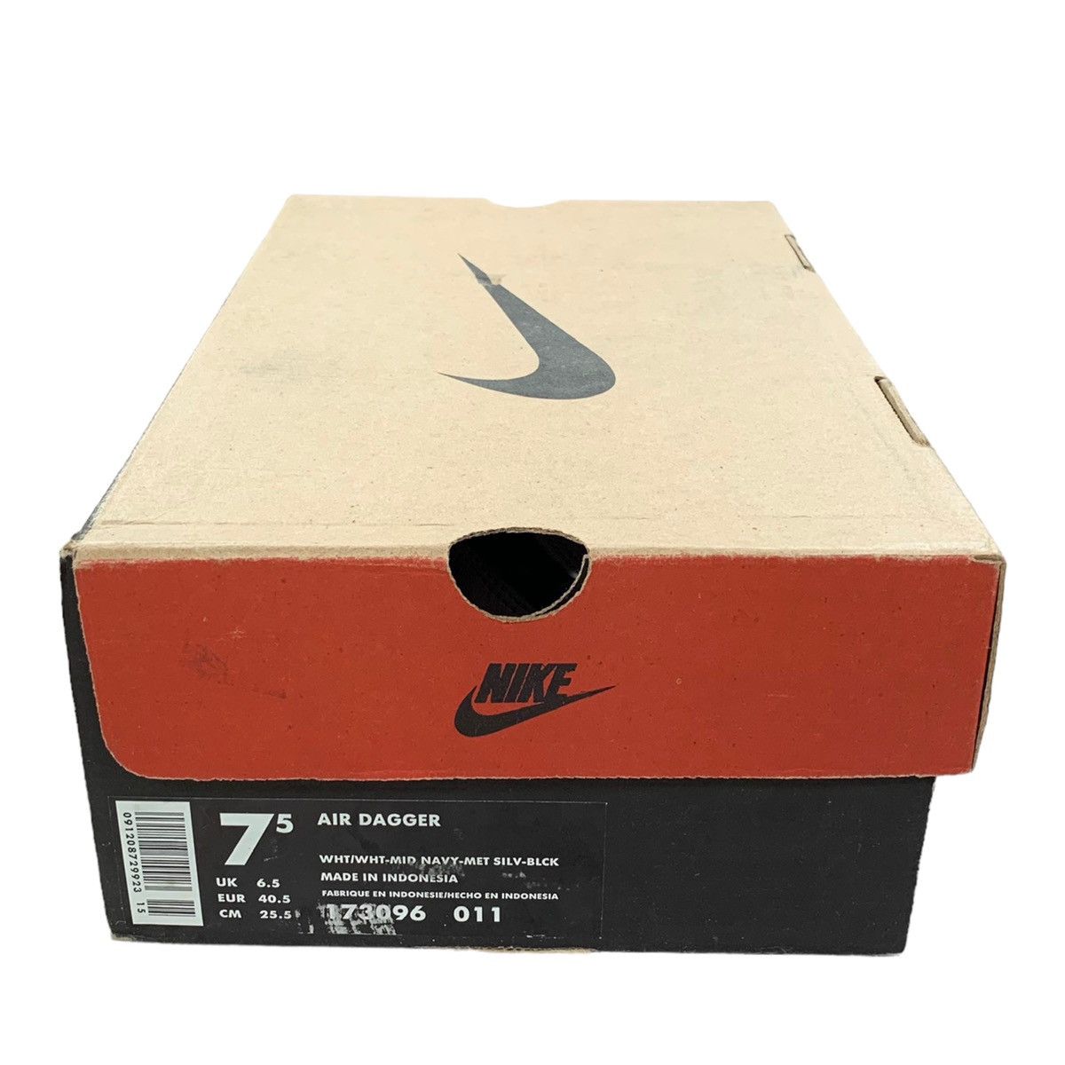 Nike Vintage Nike Air Dagger White Navy 1997 Sneaker Not Wearable Size US 7.5 / EU 40-41 - 11 Thumbnail
