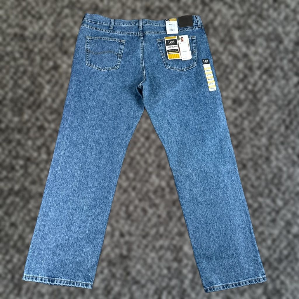 Lee VINTAGE Lee Jeans Regular Fit Straight Leg Denim Pants Classic 5-Pocket Blue Stone Wash 42 Mens US 32 In Seam NWT Size US 42 / EU 58 - 1 Thumbnail