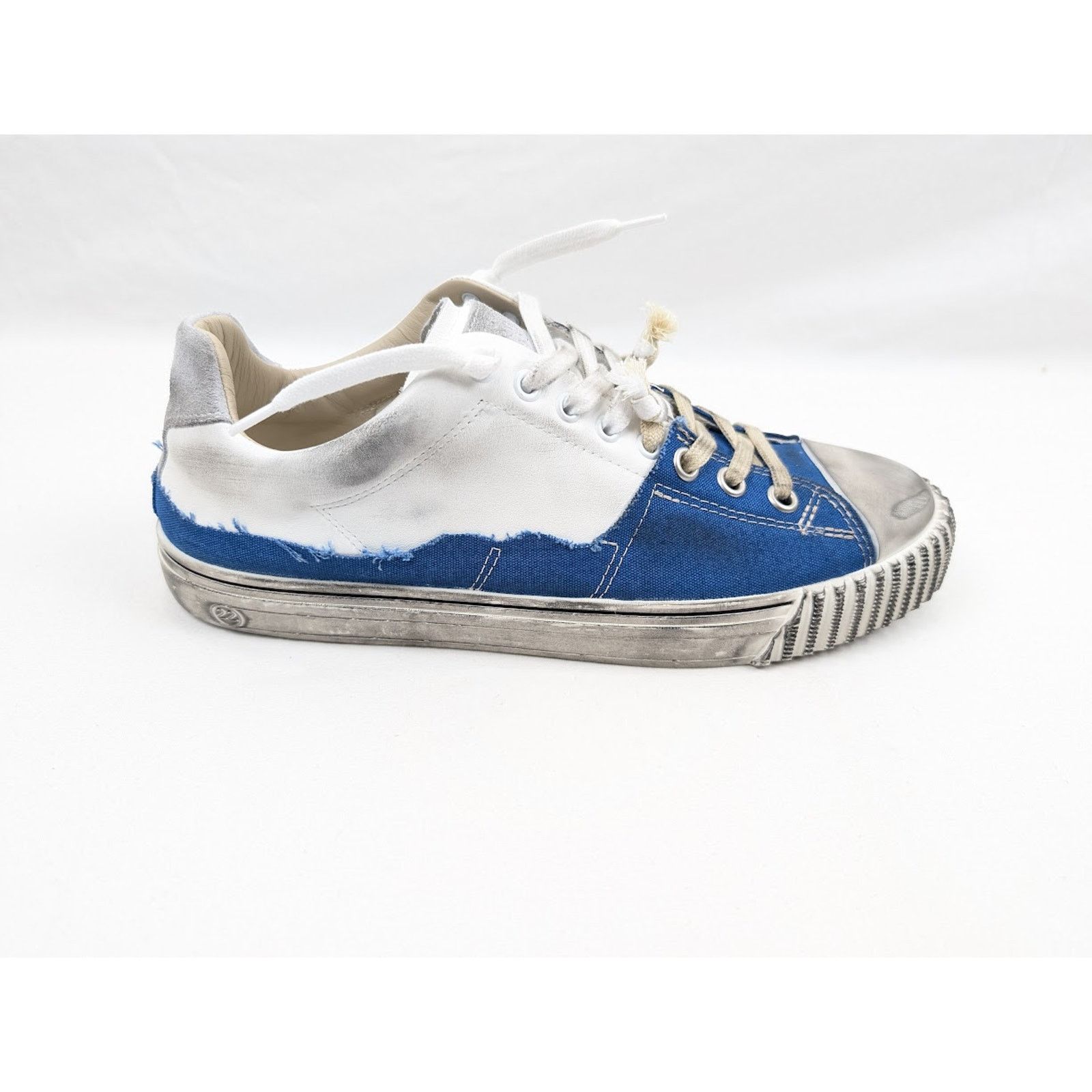 Maison Margiela o1rshd1 Q:2 / Low-Top Sneakers in Multicolor Size US 13 / EU 46 - 1 Thumbnail