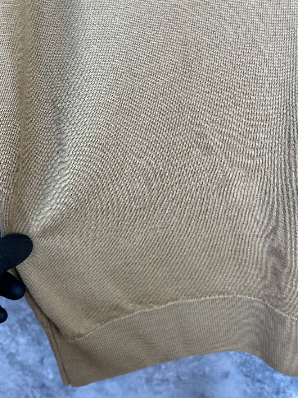 John Smedley John Smedley Camel Brown V-Neck Wool Sweater Made in England Size M / US 6-8 / IT 42-44 - 10 Thumbnail