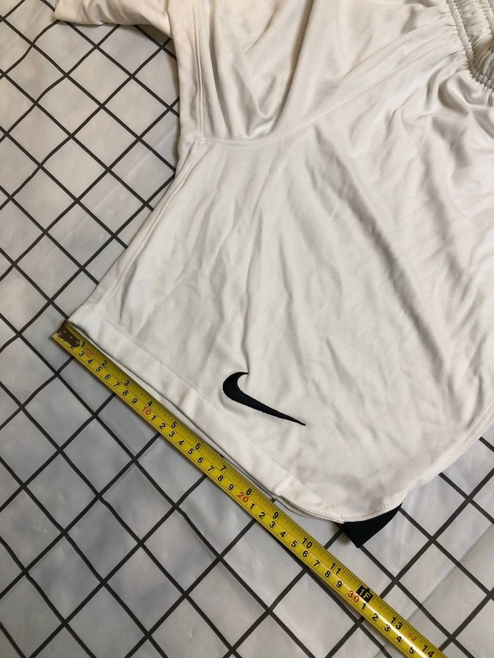 Nike Mens Nike Liverpool Football Club FC ShortsWhite Black Size US 32 / EU 48 - 7 Thumbnail