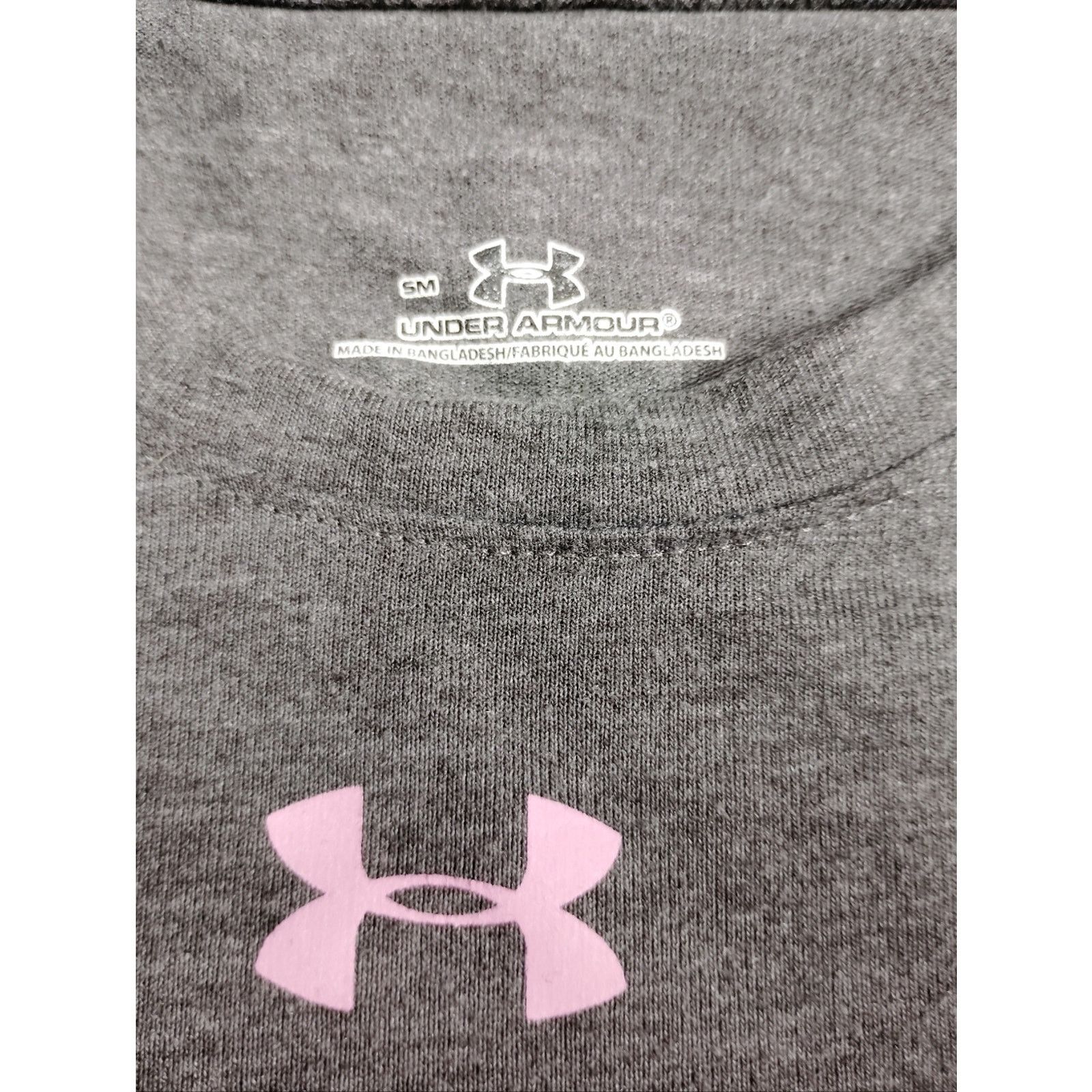 Under Armour Under Armour Heather Gray Tee with Pink Ribbon Graphic Size S / US 4 / IT 40 - 3 Thumbnail