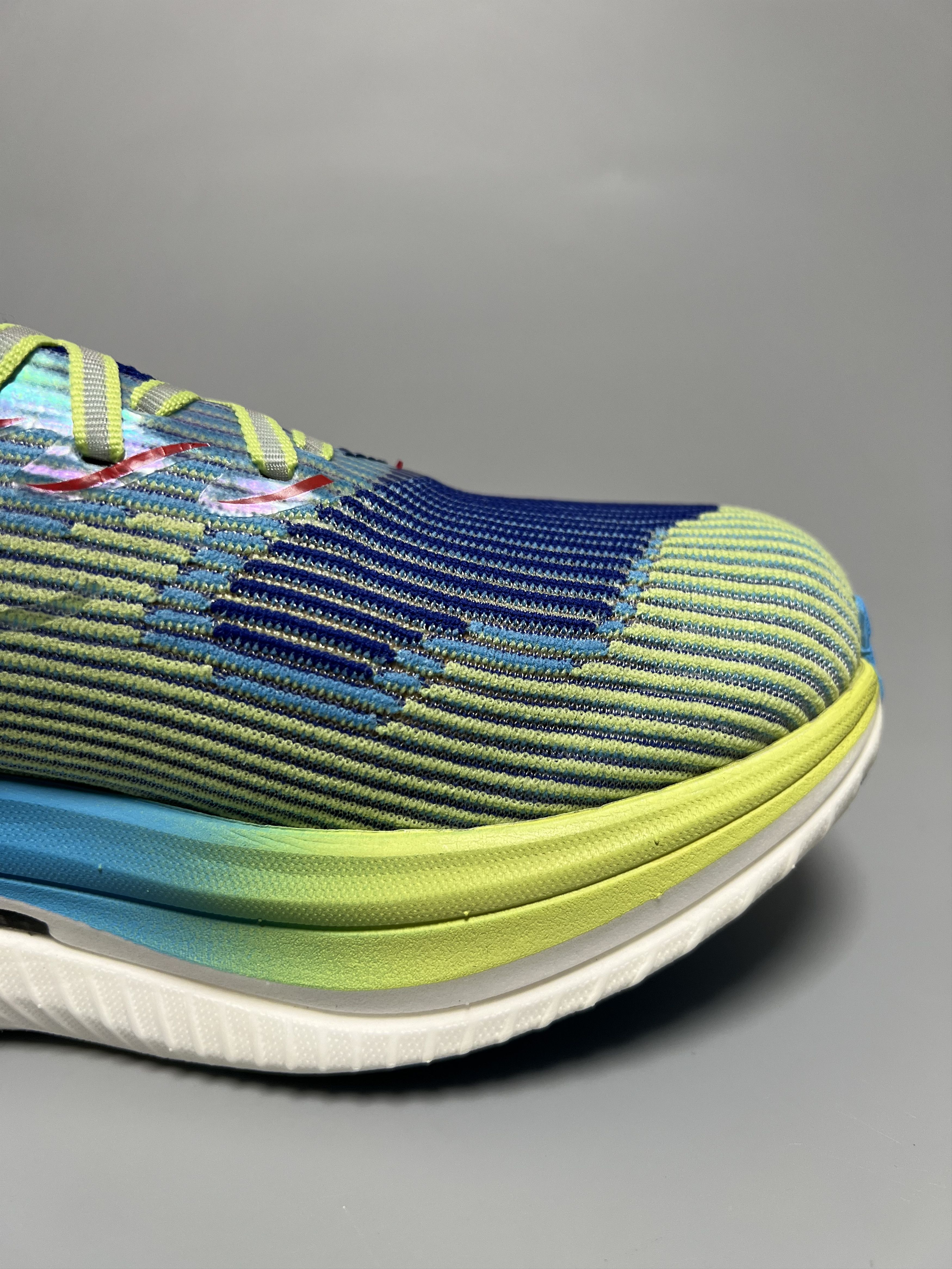 Hoka Hoka One One Cielo X1 Unisex Running Shoes 1147910-ENN Size US 7 / EU 40 - 7 Thumbnail