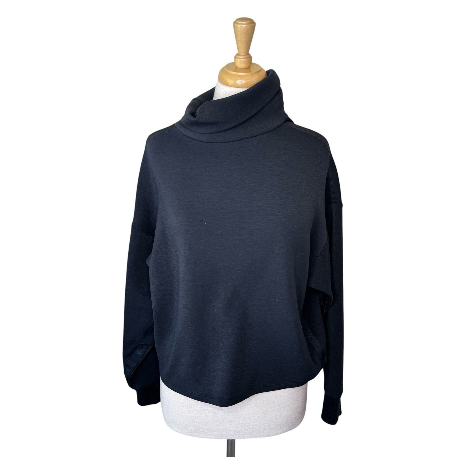 Rhone RHONE Dreamglow Mock Neck Long Sleeve Pullover black Size M / US 6-8 / IT 42-44 - 1 Thumbnail