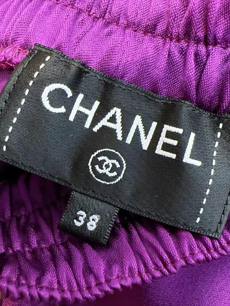 Chanel Chanel 22A handicraft workshop purple crystal purple satin Size 25" / US 0 / IT 36 - 4 Thumbnail