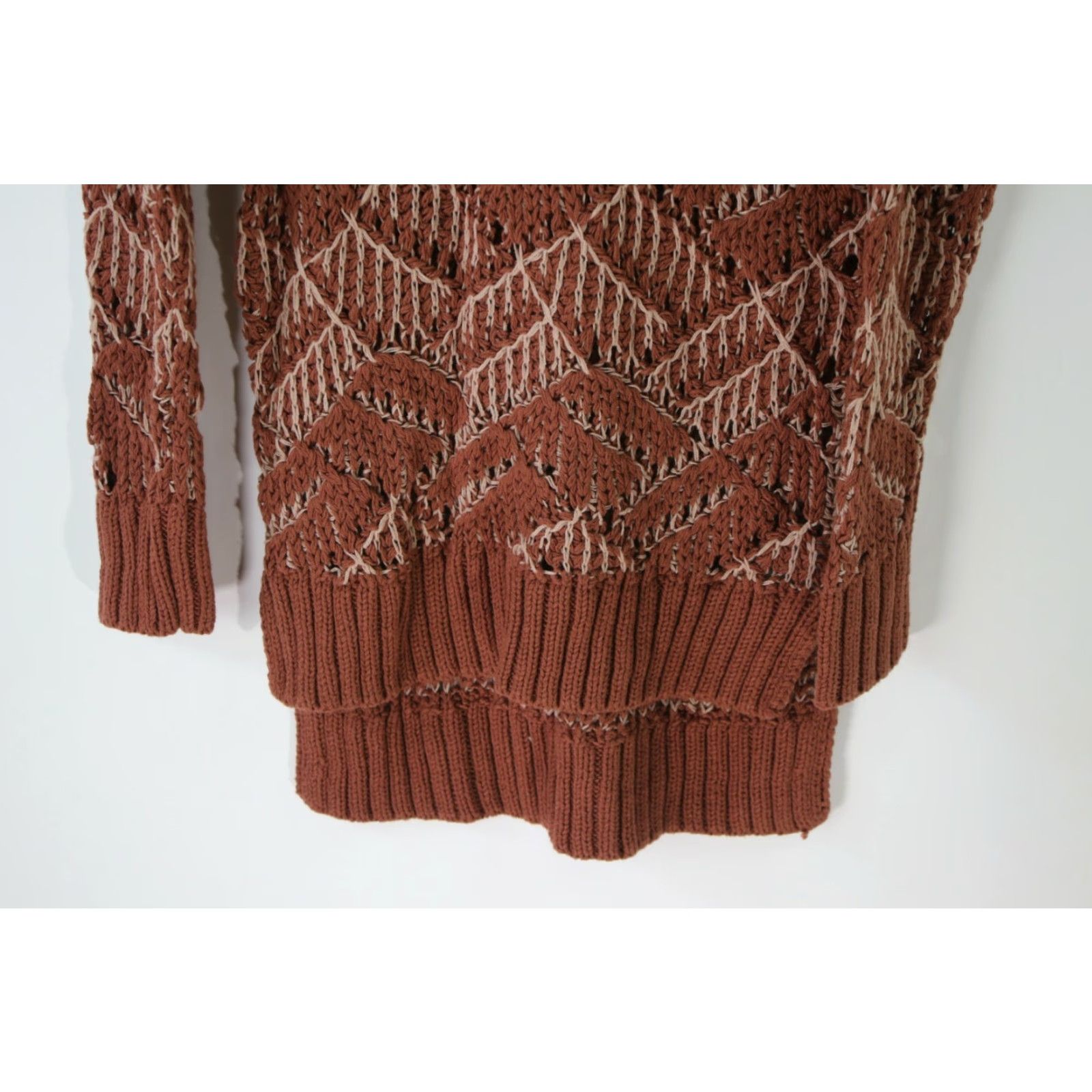Vintage Universal Thread Sweater Shirt Tunic Womens Open Stitch Brown Size L Adult Large, 31 in, 21 in Sleeves, Round Neck, Knit Size L / US 10 / IT 46 - 4 Thumbnail