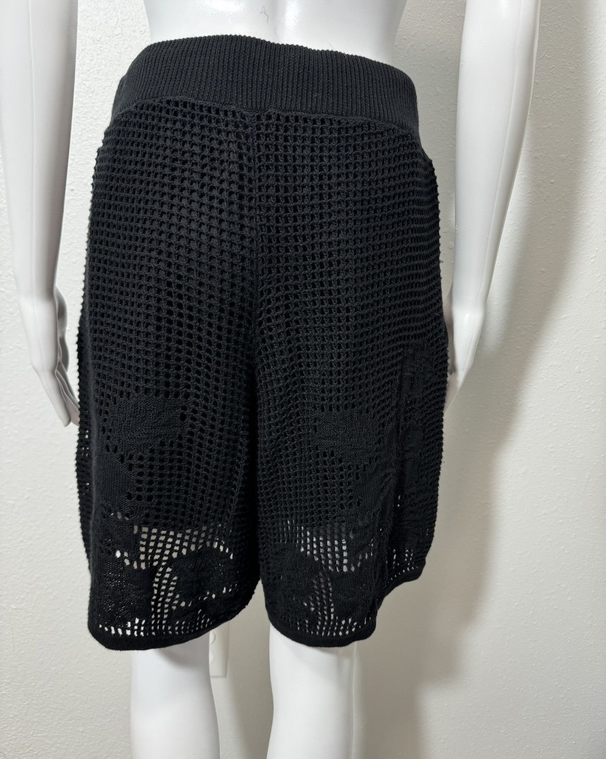 Amiri EUC Amiri Floral Mesh Shorts Size US 32 / EU 48 - 2 Thumbnail