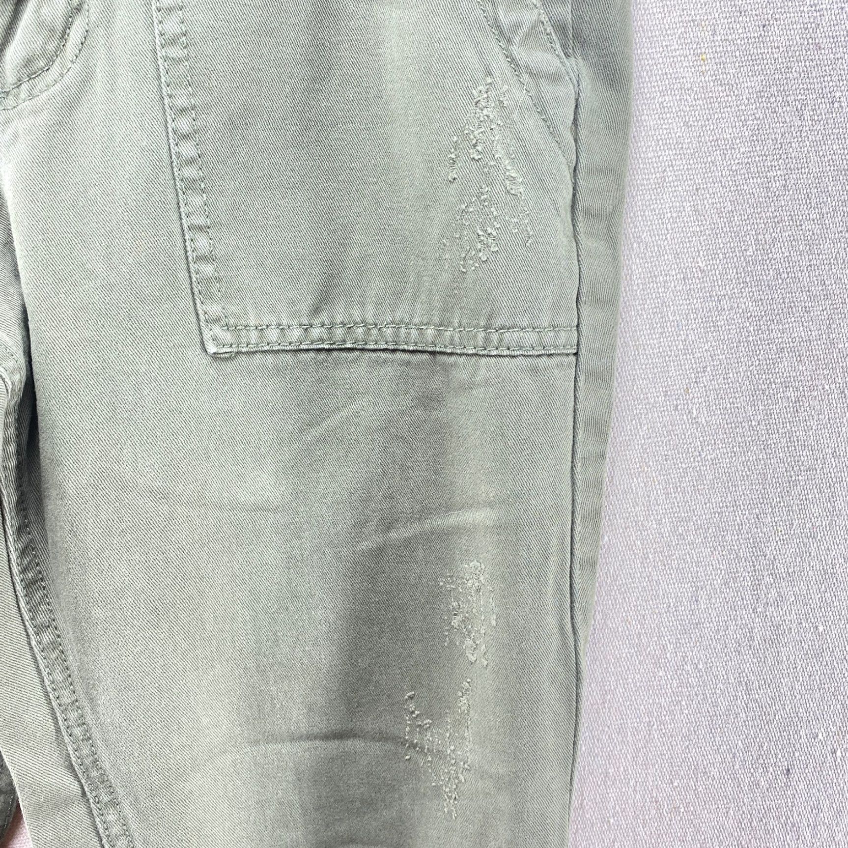 Forever 21 FOREVER 21 Pants Womens 25 Green Military Baker Army Flap Pocket OG107 OG507 Size 42" / US 20 - 6 Thumbnail