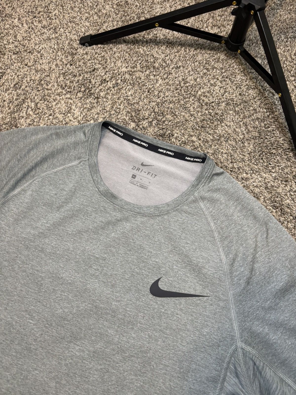 Nike Nike Pro Dri Fit Fitted Gray Gym Training Workout Shirt Men Size US M / EU 48-50 / 2 - 3 Thumbnail