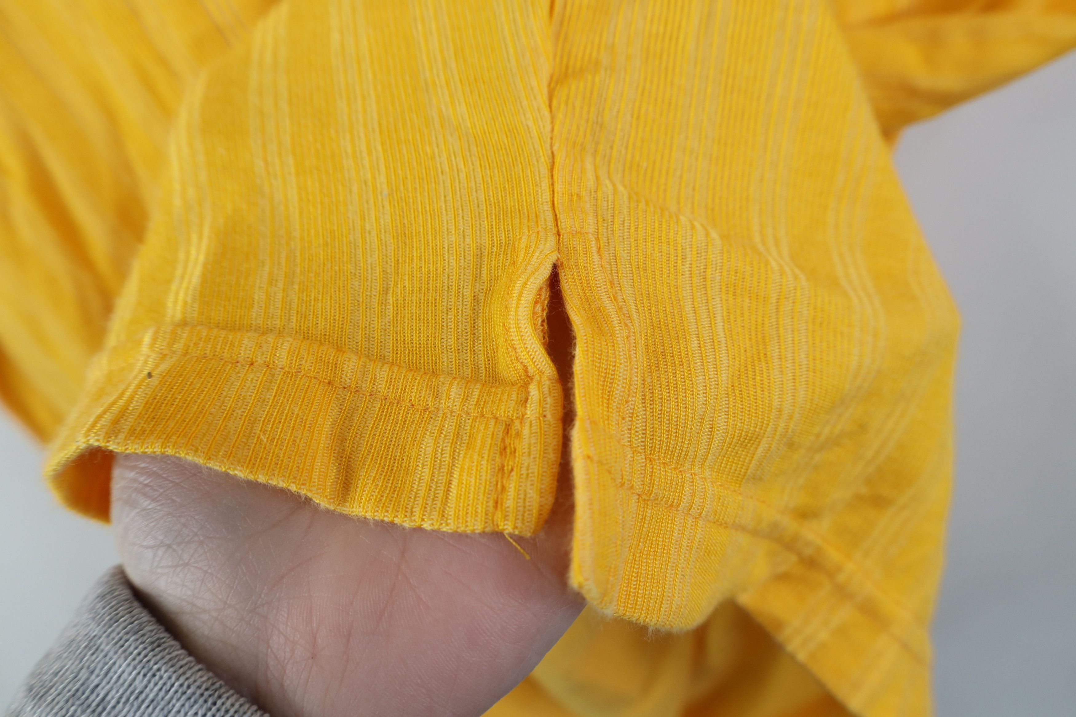 Vintage Vintage 90s Streetwear Ribbed Knit Ringer T-Shirt Yellow Size US XL / EU 56 / 4 - 9 Thumbnail