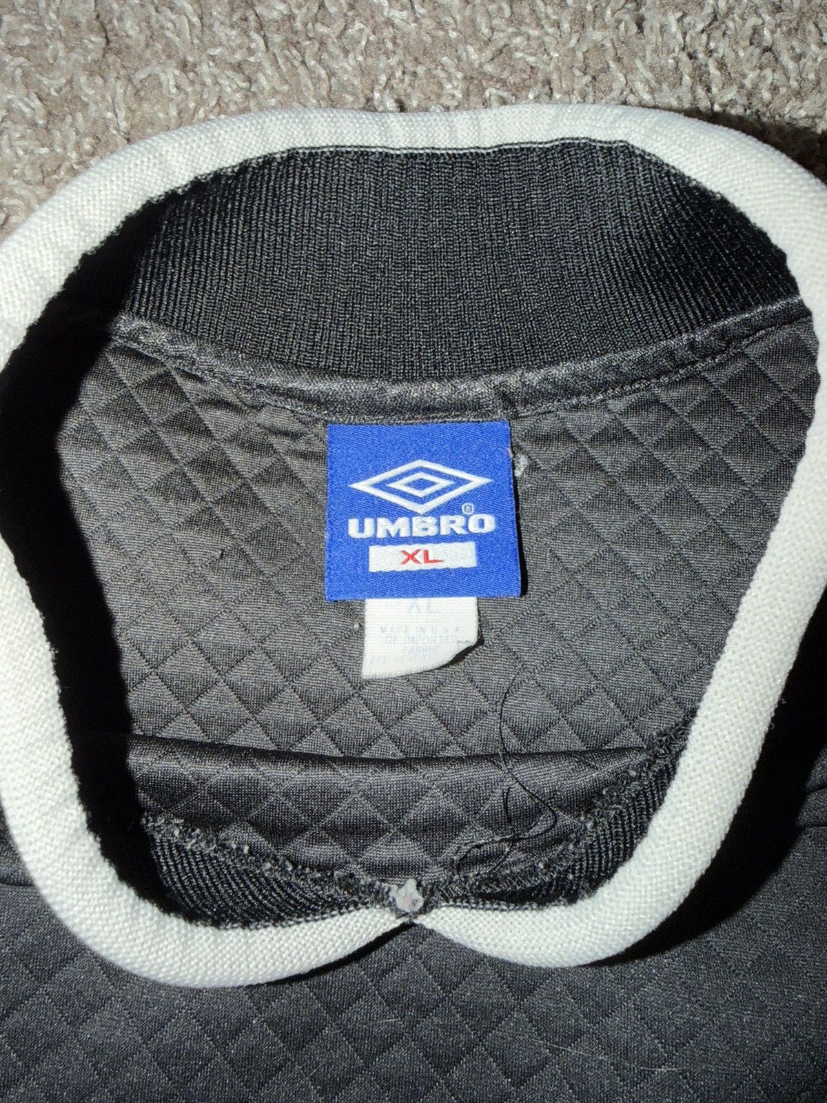 Umbro Vintage Umbro Soccer Top Long Sleeve Black Size US XL / EU 56 / 4 - 3 Thumbnail