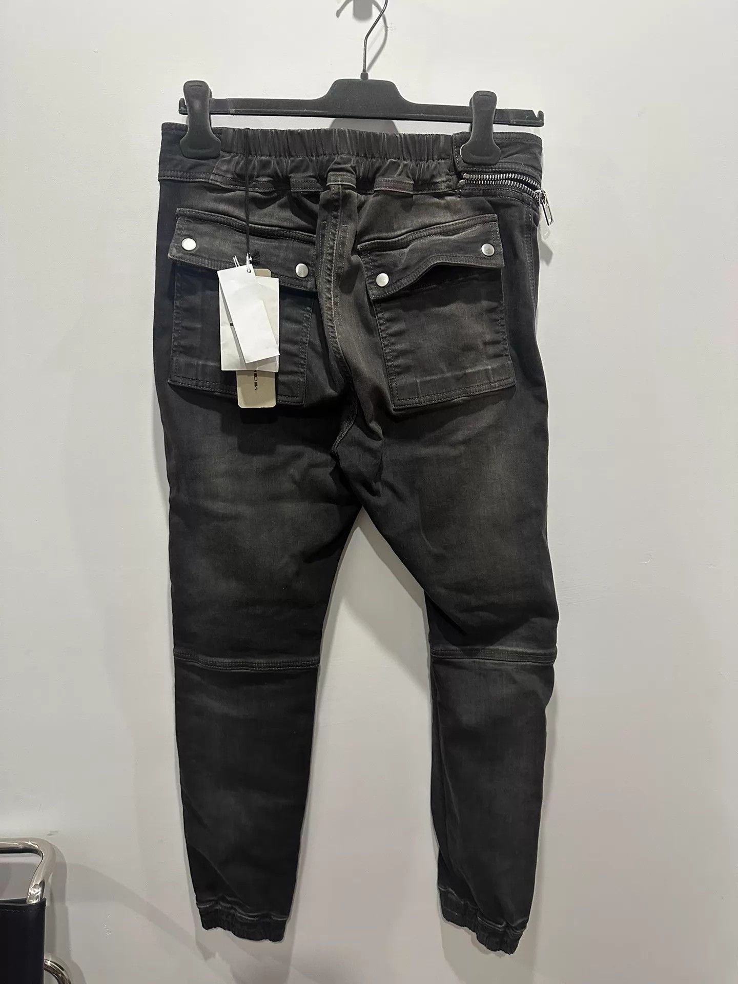 Rick Owens Rick Owens DRKSHDW slant zip charcoal S cargo pants Size US 29 - 3 Thumbnail