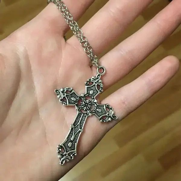 Other Aesthetic Goth Vintage Cross Pendant Necklace Size ONE SIZE - 2 Thumbnail