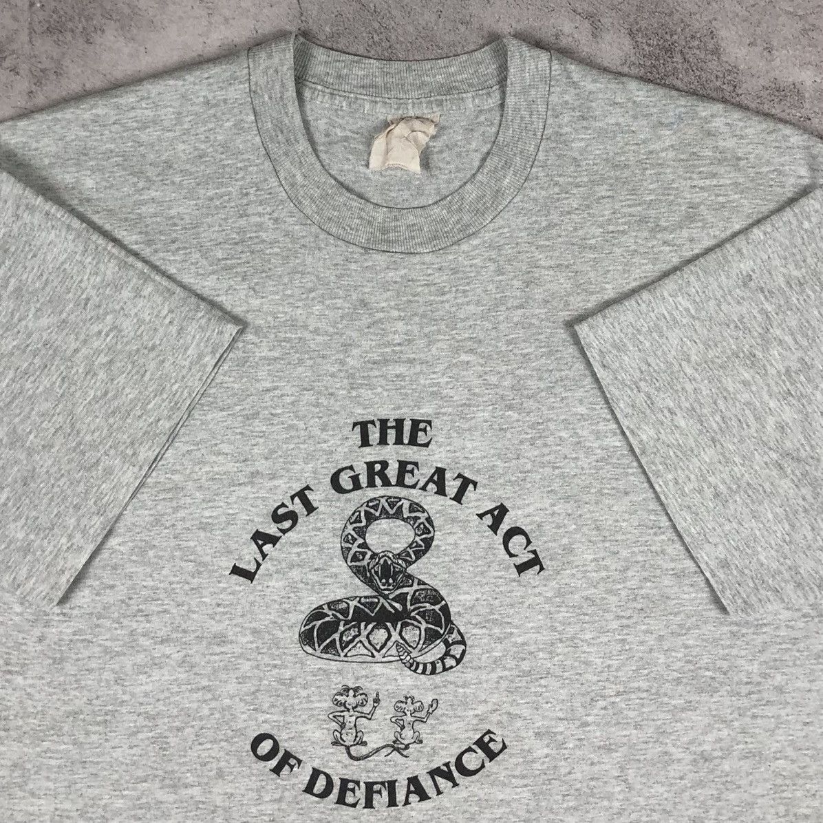 Vintage Vintage 90s Last Great Act of Defiance Single Tee Size US L / EU 52-54 / 3 - 4 Thumbnail