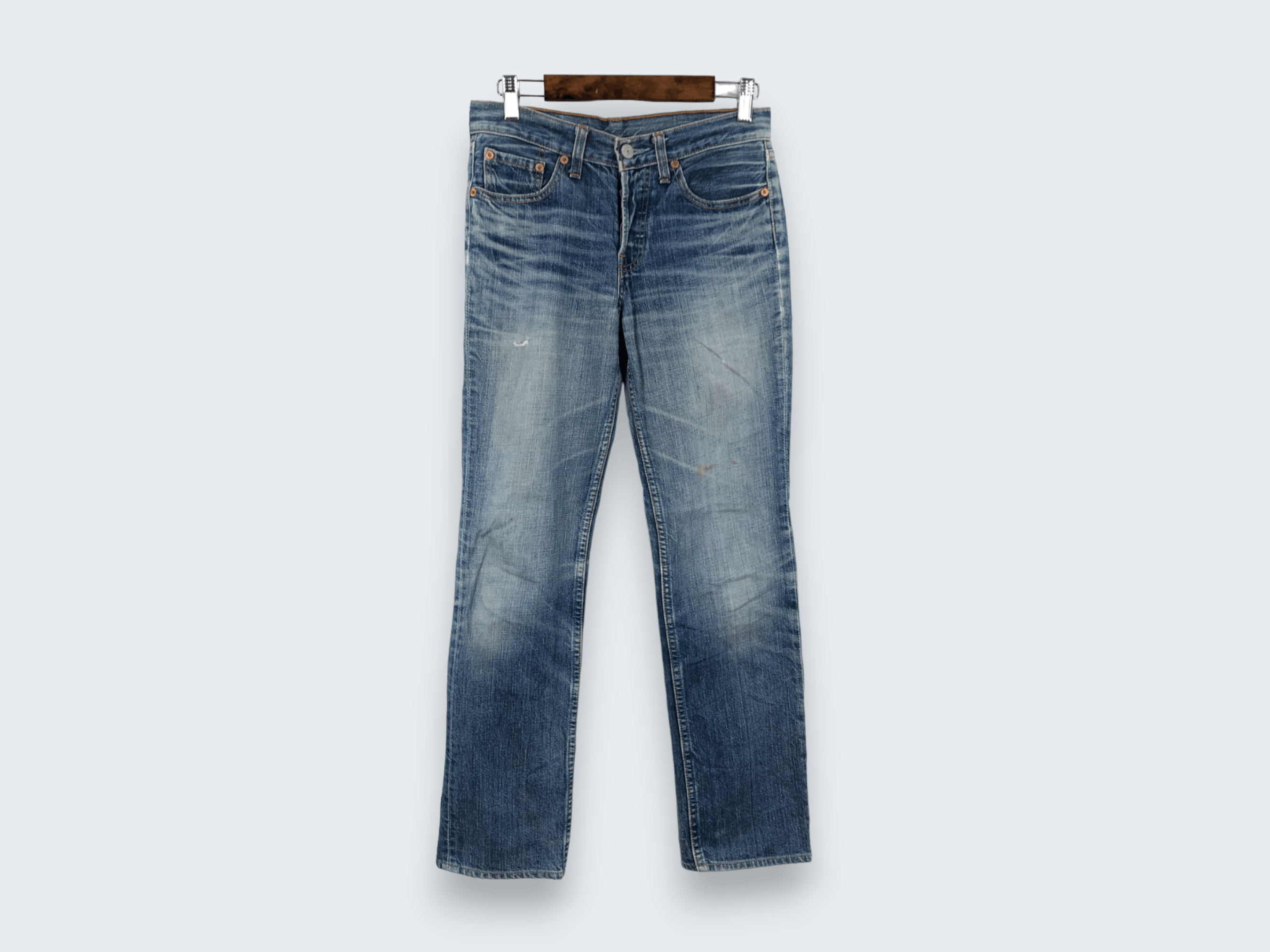 28 x 28 Vintage 90s Levis 501 Jeans Fly button L1340