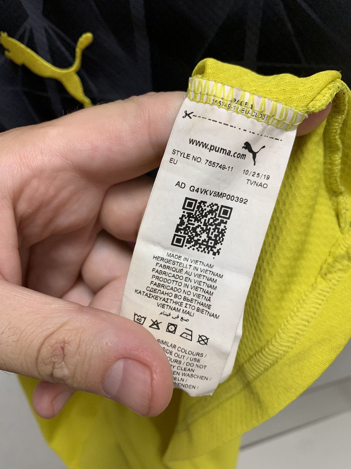 Puma Borussia Dortmund BVB puma soccer jersey M sz evonik Size US M / EU 48-50 / 2 - 6 Thumbnail