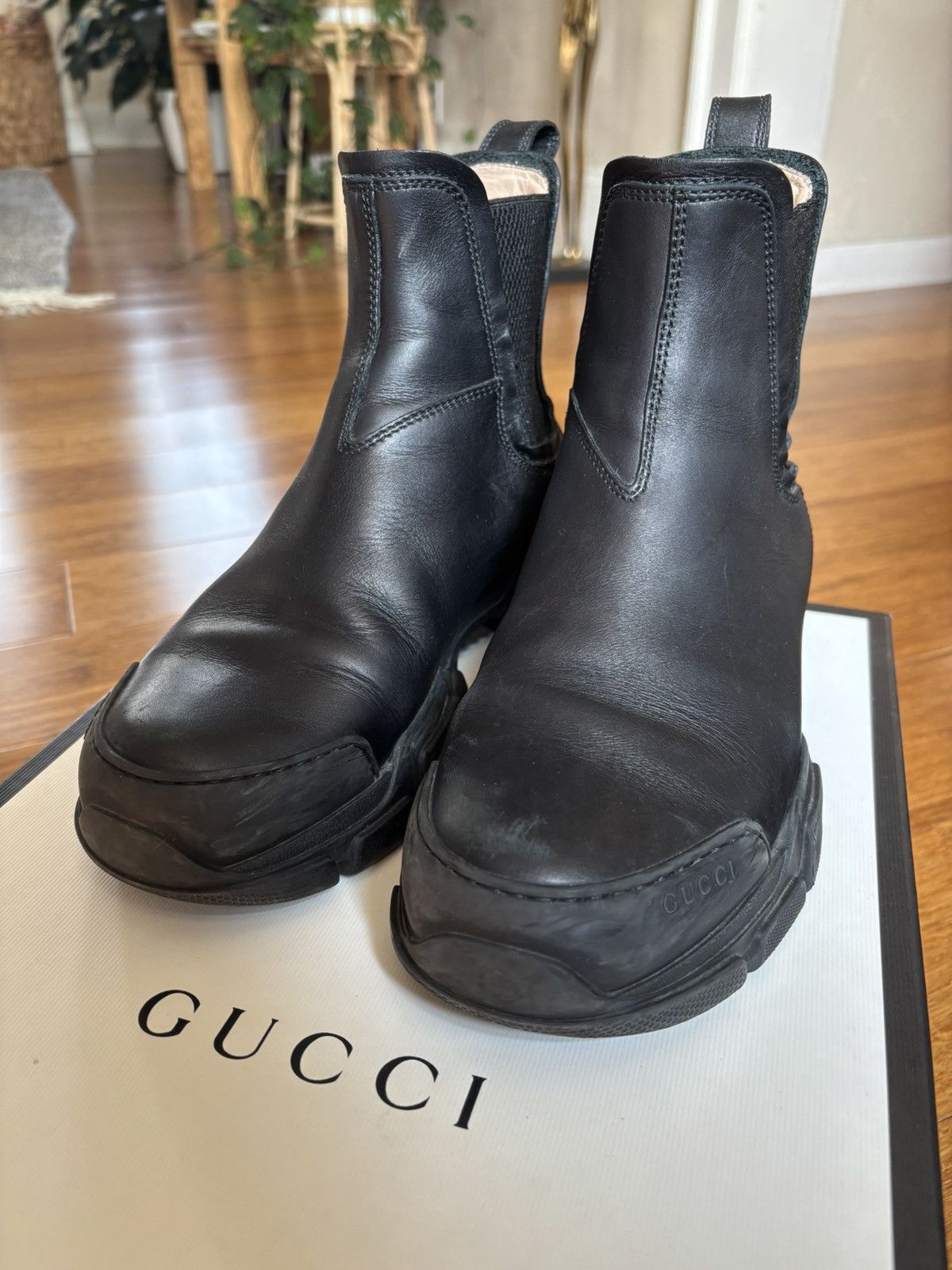 Gucci Gucci Leon Chelsea Boot Sz 38.5 Size US 8.5 / IT 38.5 - 2 Thumbnail