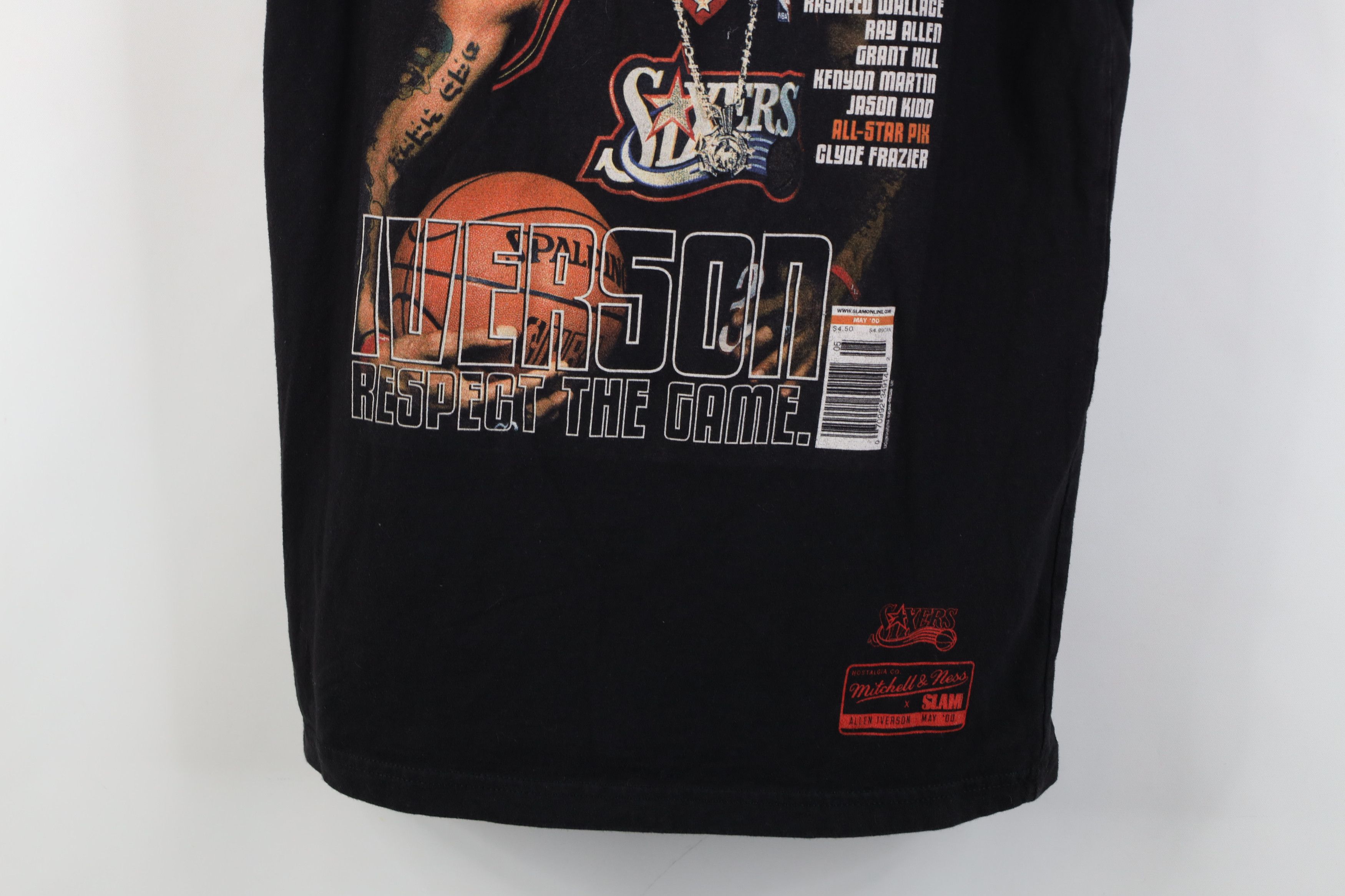 Mitchell & Ness Retro Mitchell and Ness Magazine Allen Iverson T-Shirt Black Size US S / EU 44-46 / 1 - 3 Thumbnail