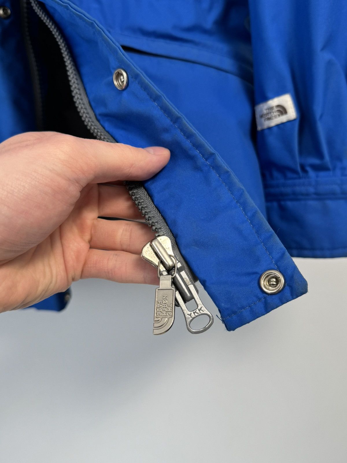 The North Face THE NORTH FACE Shell JACKET GORE-TEX Blue MOUNTAIN Size US L / EU 52-54 / 3 - 14 Thumbnail