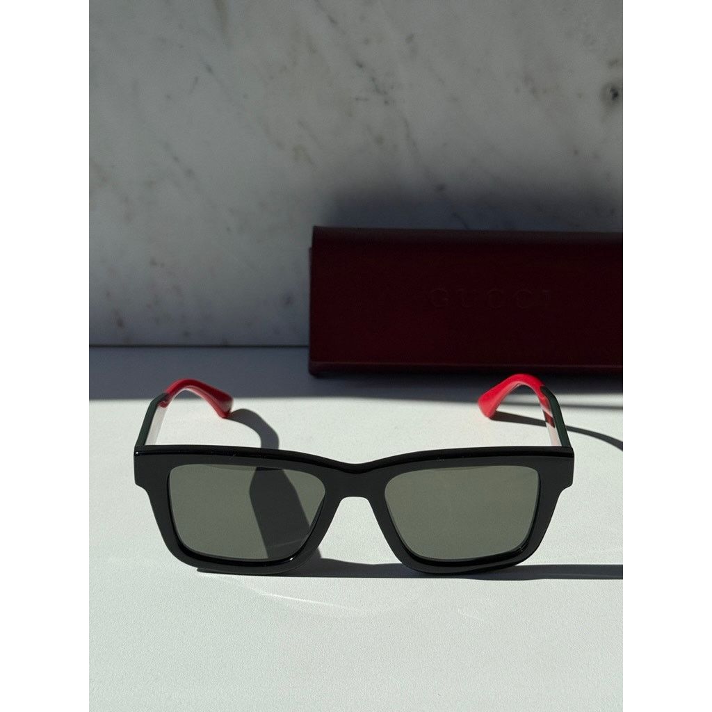 Gucci NEW Gucci GG1869S Black Squared Sunglasses $515 Size ONE SIZE - 7 Thumbnail