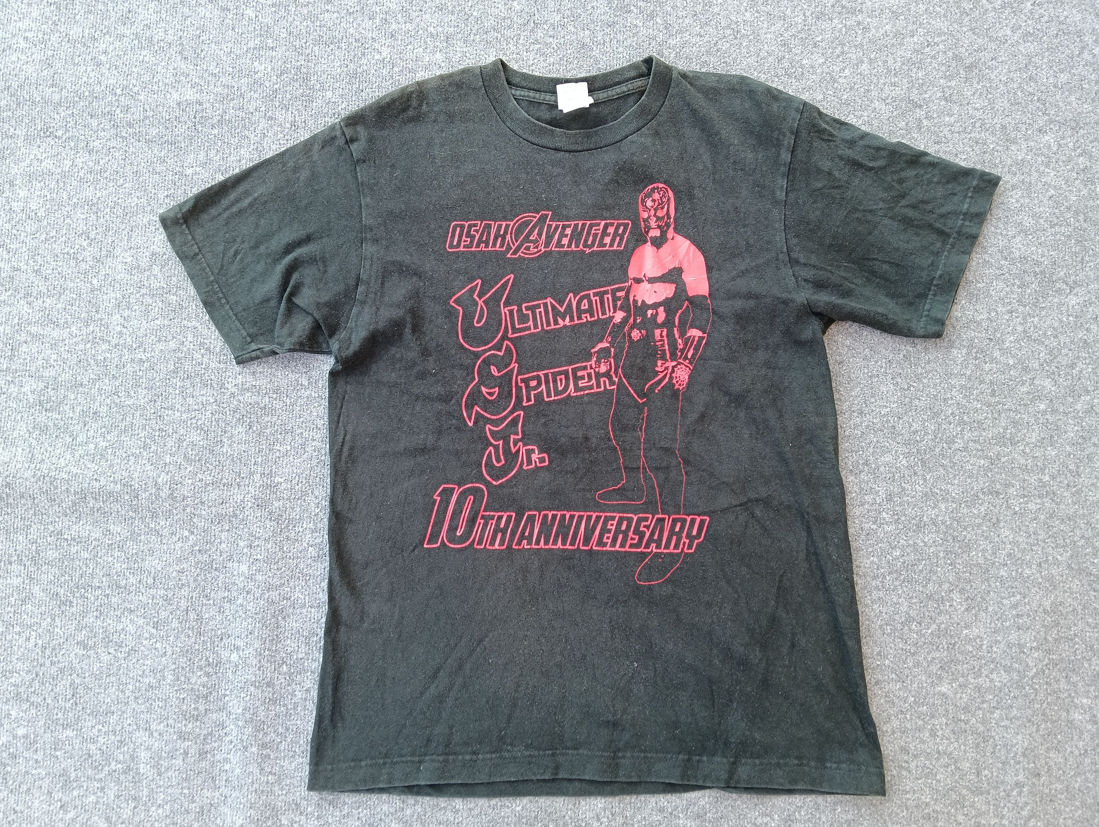 WWF Mask Ultimate spider wrestling black fade tee. Size US M / EU 48-50 / 2 - 1 Thumbnail