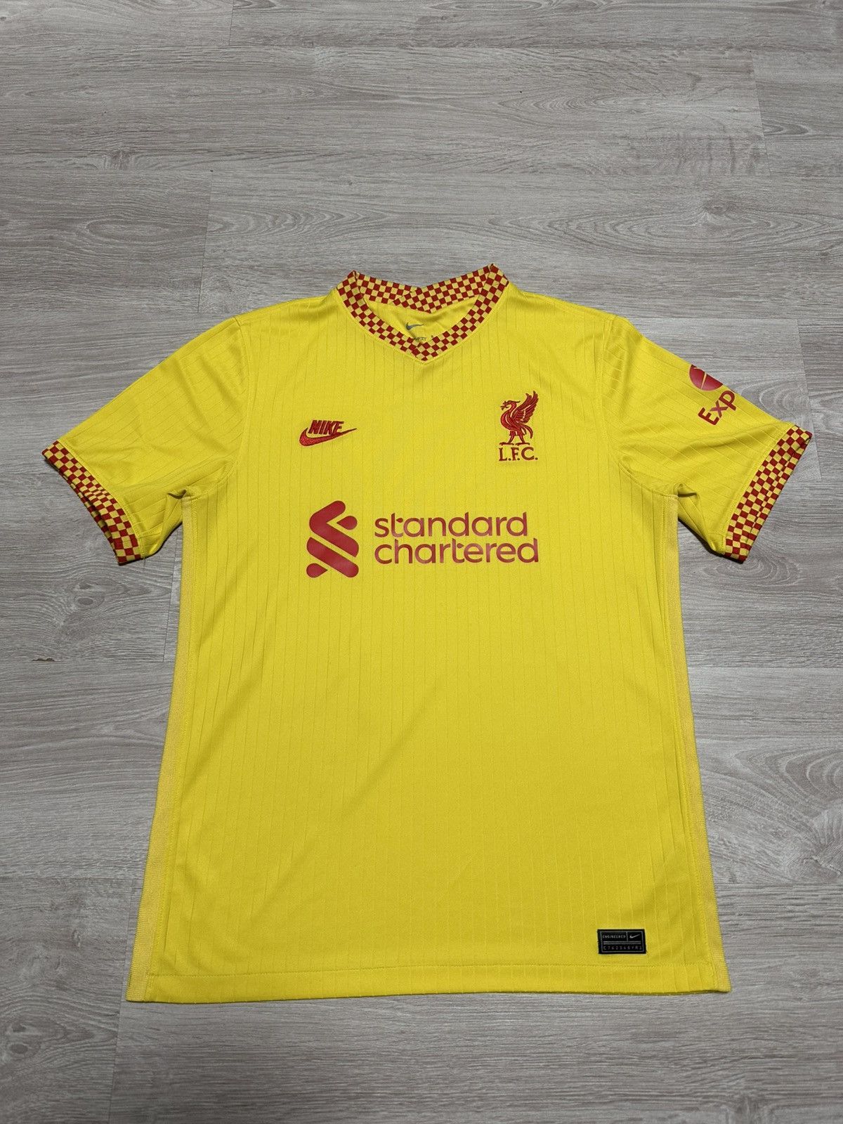 Nike LIVERPOOL 2021 2022 THIRD FOOTBALL SHIRT SOCCER JERSEY NIKE Size US M / EU 48-50 / 2 - 1 Thumbnail