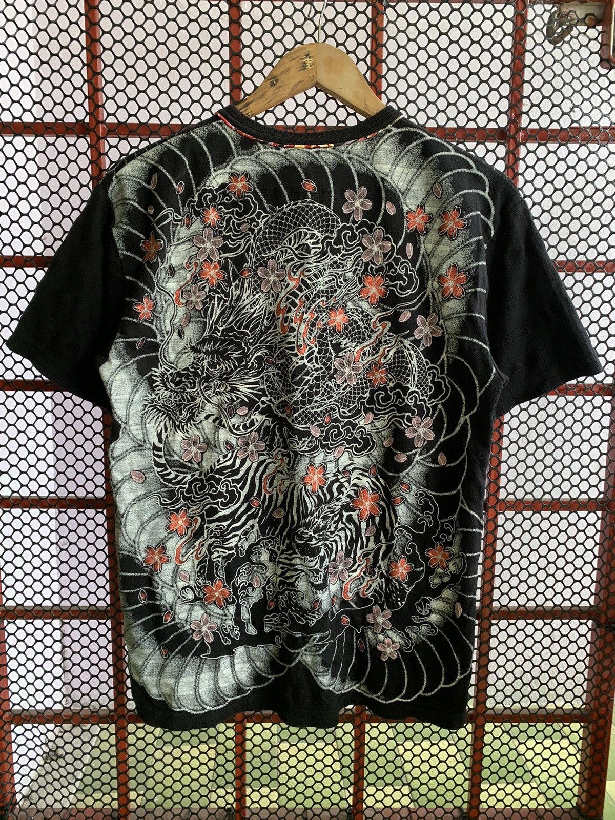 Japanese Brand Vintage Japanese Traditional Bullet Noise Dragon Shirt Size US M / EU 48-50 / 2 - 1 Thumbnail