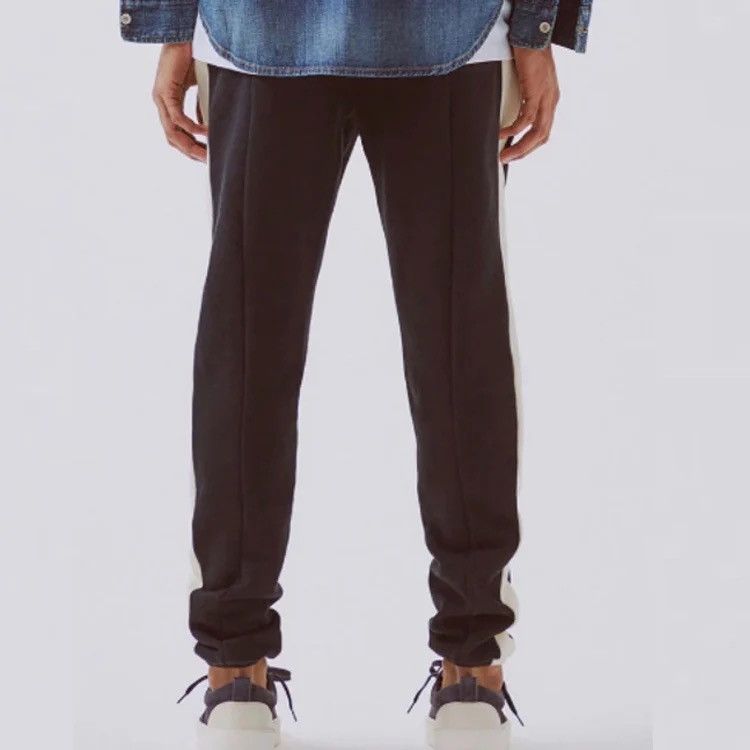 Essentials SS20 Fear of God Essentials Side Stripe Sweatpants Size M Size US 32 / EU 48 - 14 Thumbnail