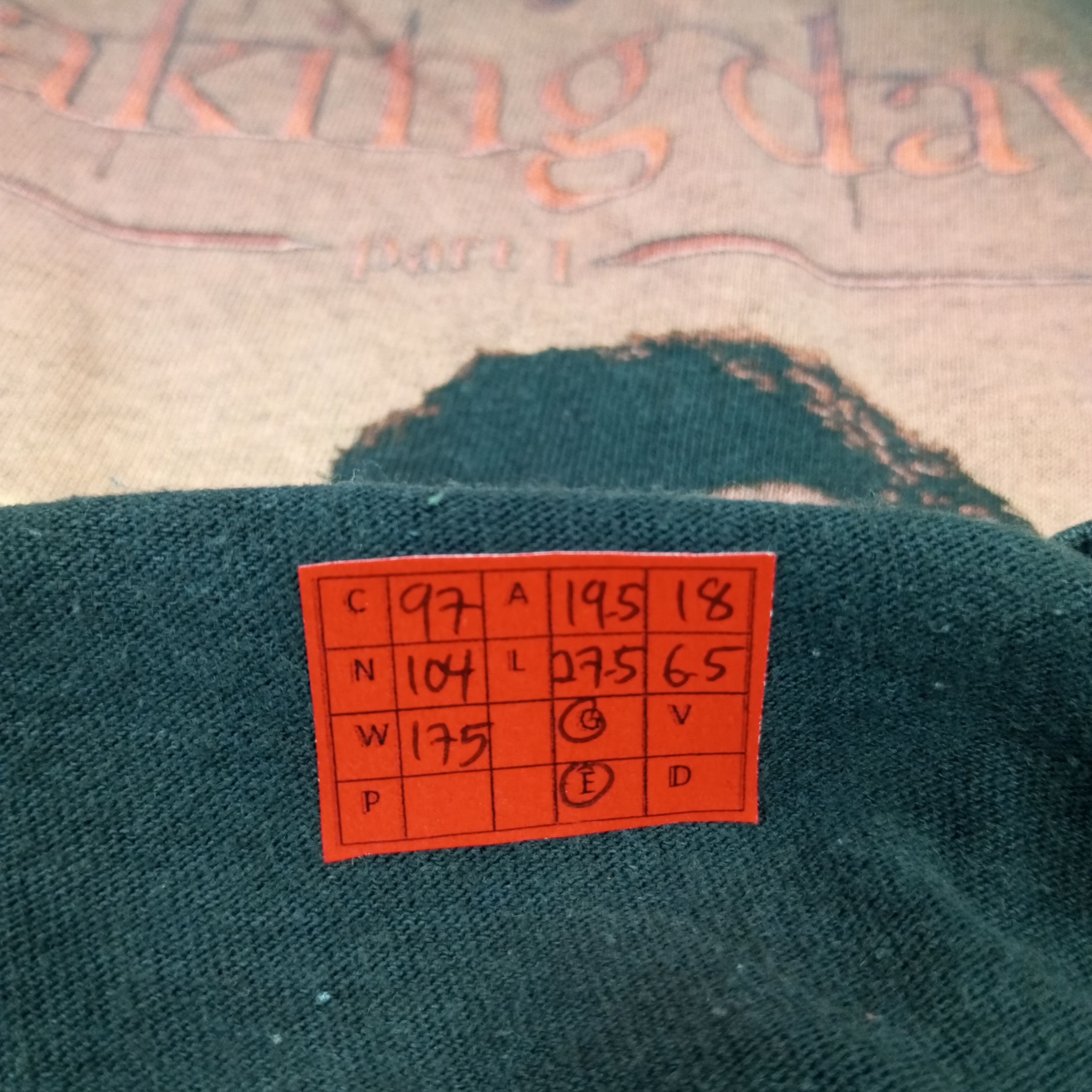 Vintage Twilight Saga Movie Tshirt Edward Jacob Size US M / EU 48-50 / 2 - 11 Thumbnail