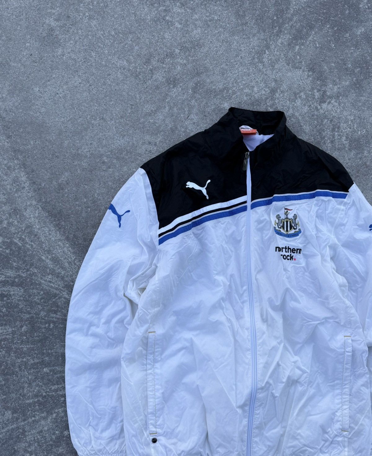 Other Vintage Puma Newcastle United soccer streetwear jacket Size US L / EU 52-54 / 3 - 6 Thumbnail