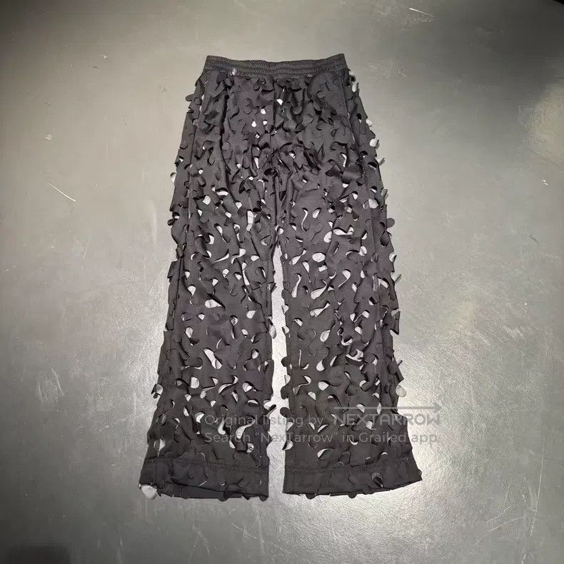 Walter Van Beirendonck Walter Van Beirendonck size L Cutout slacks Size US 29 - 1 Thumbnail