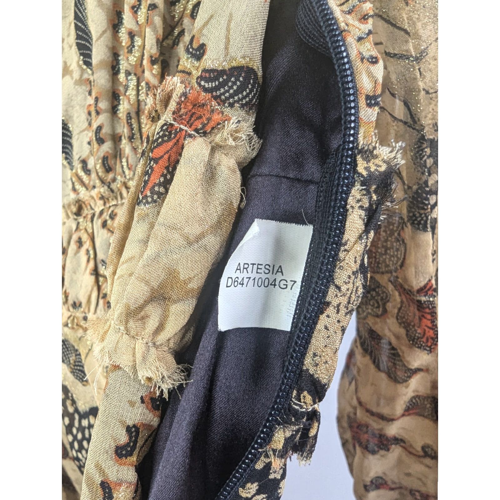 Diane von Furstenberg Diane von Furstenberg Dress Knee Length Silk Floral Gold Brown V-Neck Long Sleeve Size 10 Women Size L / US 10 / IT 46 - 5 Thumbnail