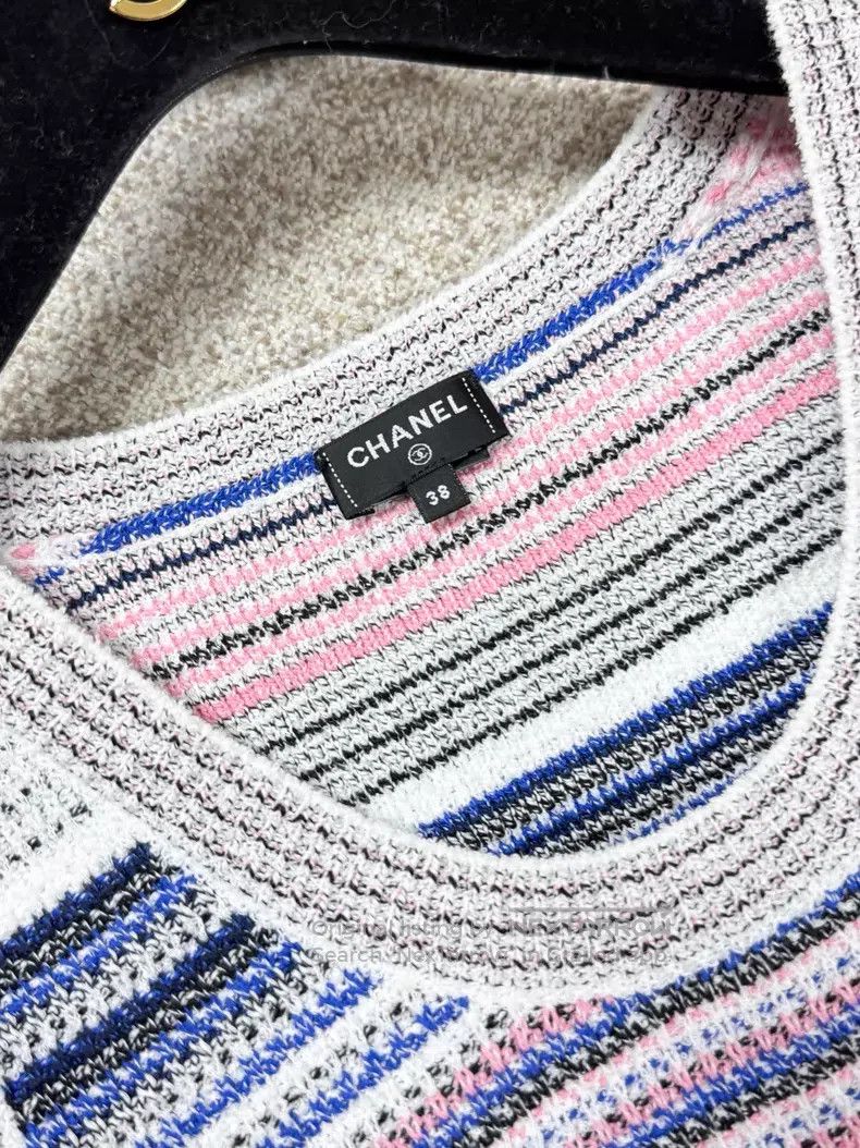 Chanel Chanel Pink blue and white striped knitted vest Size XS / US 0-2 / IT 36-38 - 5 Thumbnail