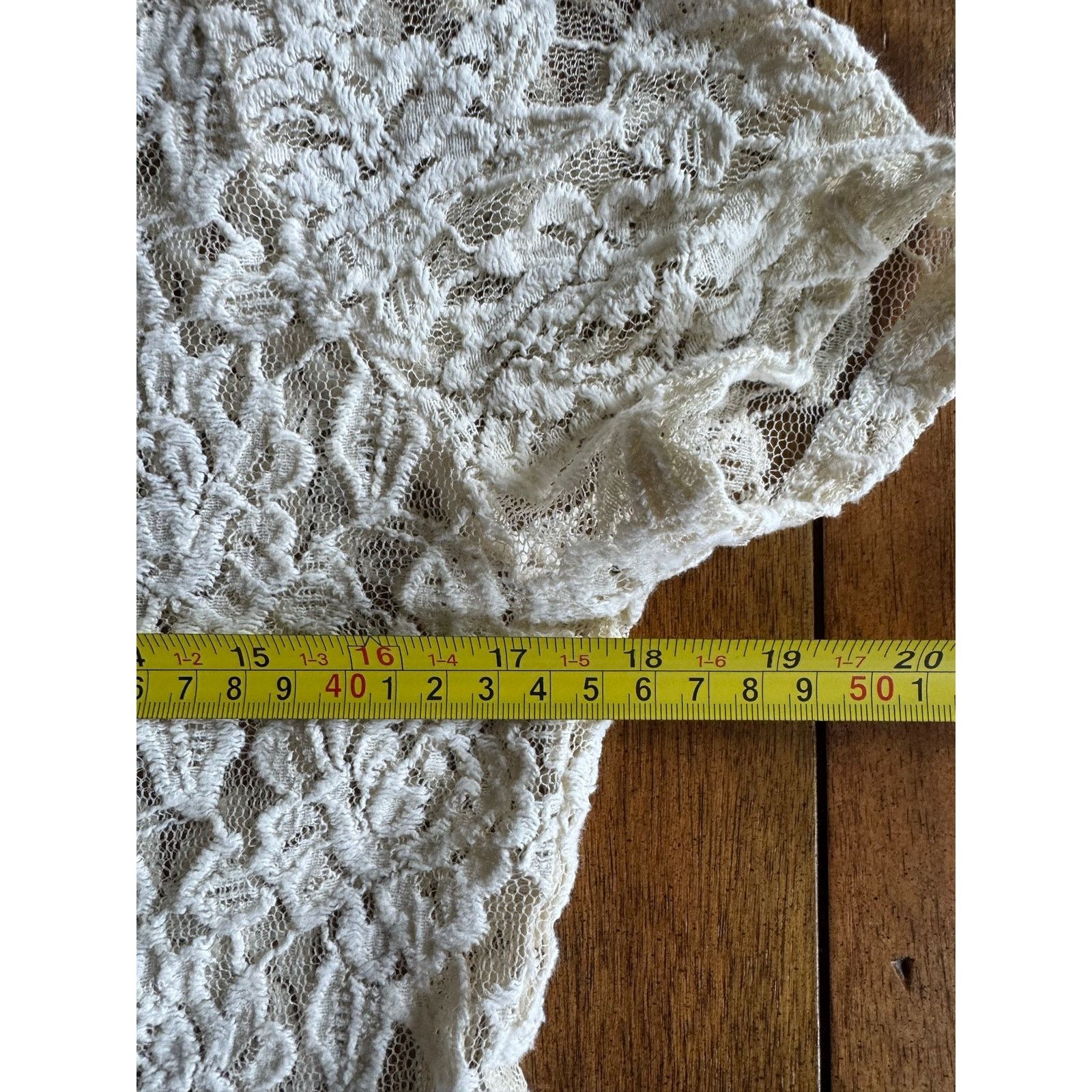 Express Express Cream Lace Top XS Sheer Floral Boho Cottagecore Size XS / US 0-2 / IT 36-38 - 7 Thumbnail