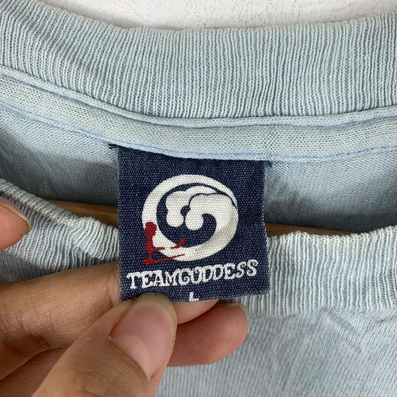 Vintage Vintage TEAM GODDESS SURF Shonan Chigasaki Tee Shirt Size US L / EU 52-54 / 3 - 4 Thumbnail