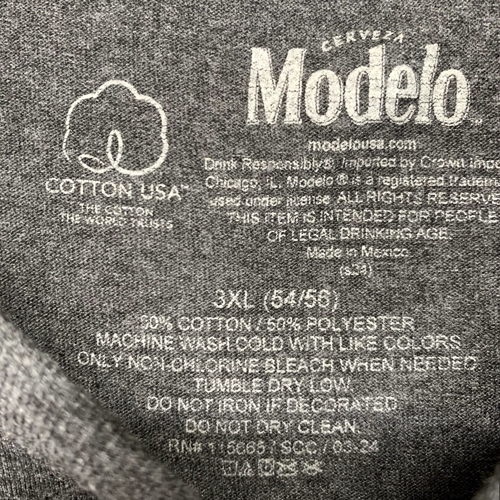 Vintage Modelo Shirt Mens 3XL Gray Graphic Tee Beer Logo Mexico Crew Neck Short Sleeve Cotton Polyester T-Shirt Men Mens Size US XXL / EU 58 / 5 - 4 Thumbnail